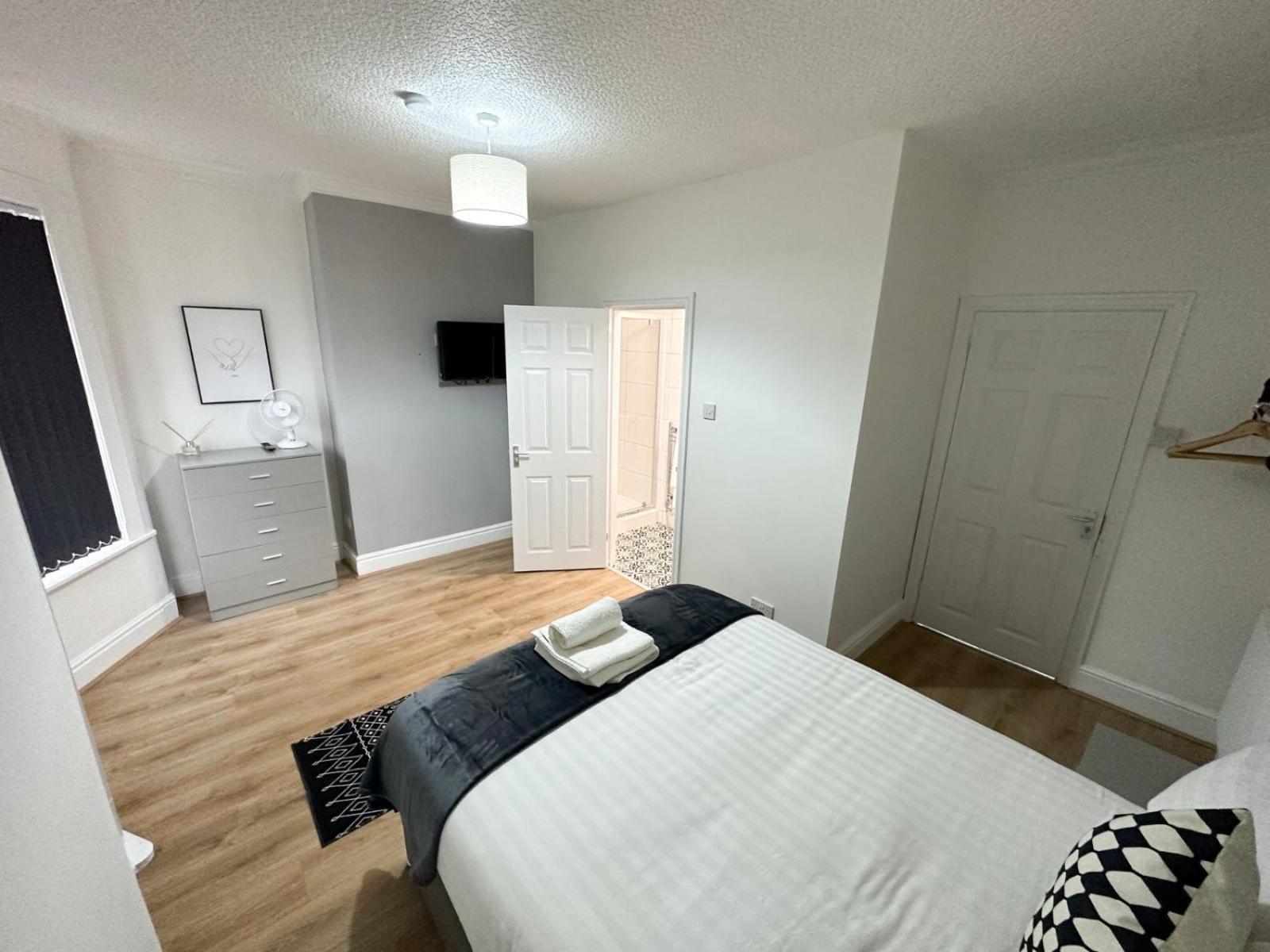 Private Rooms Anfield