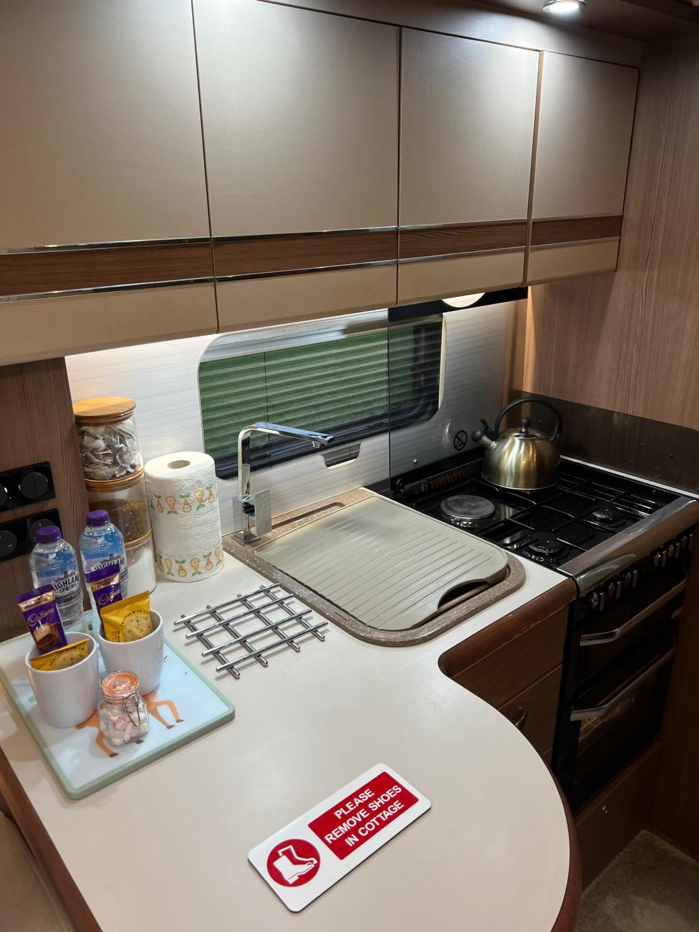 Self Contained Holiday Home Caravan view 5
