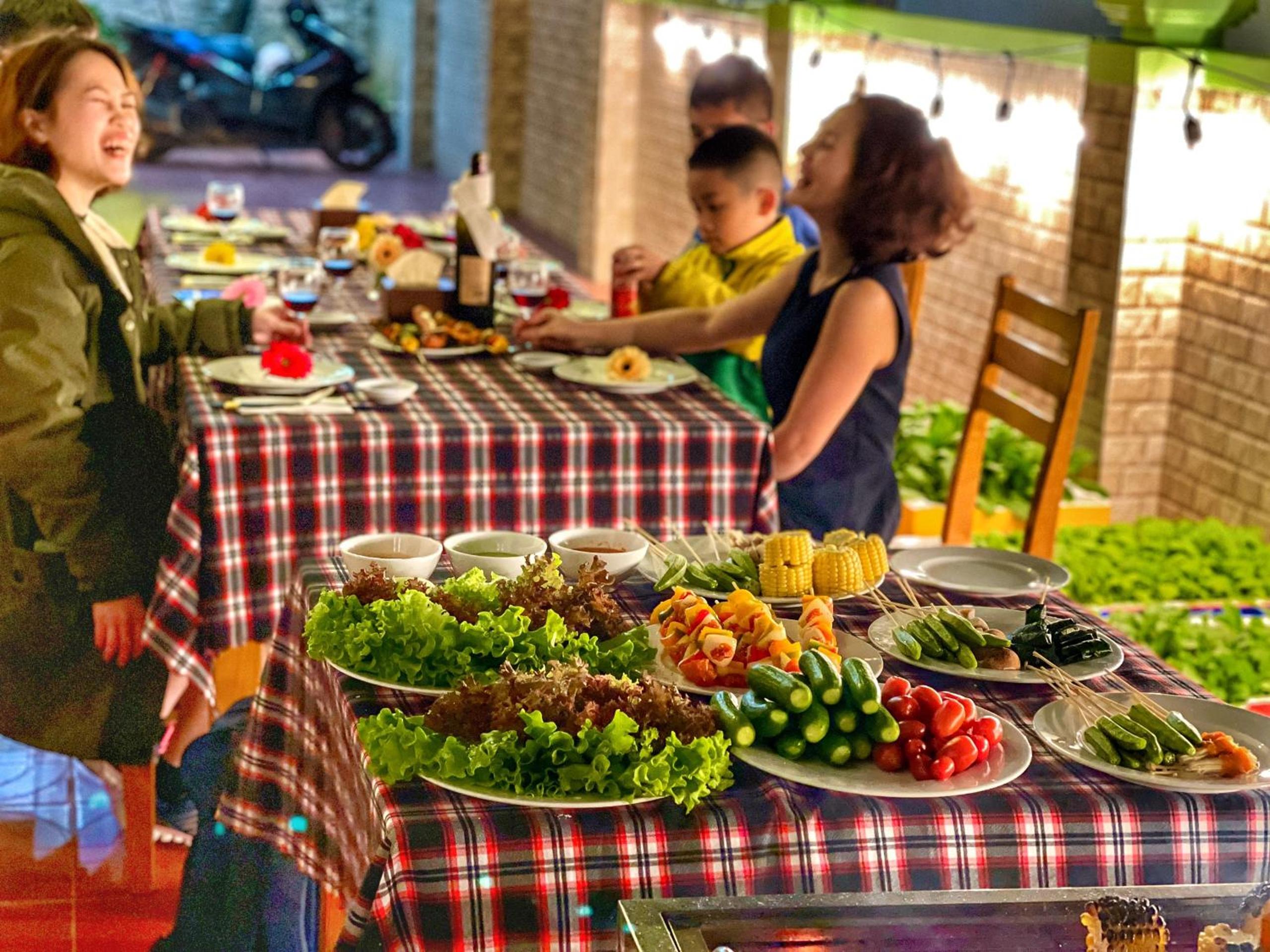 breakfast buffet