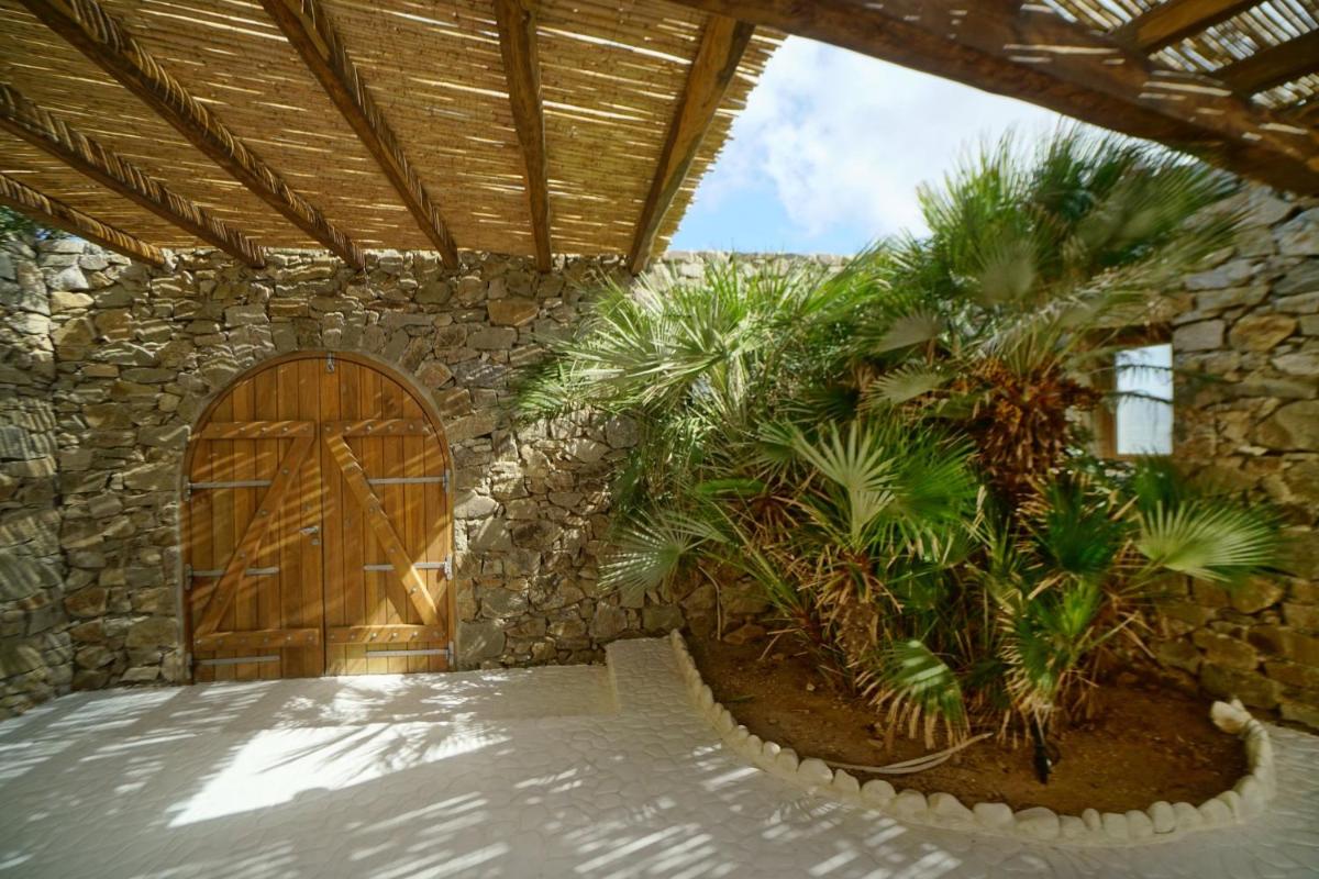 Zinas Villas
