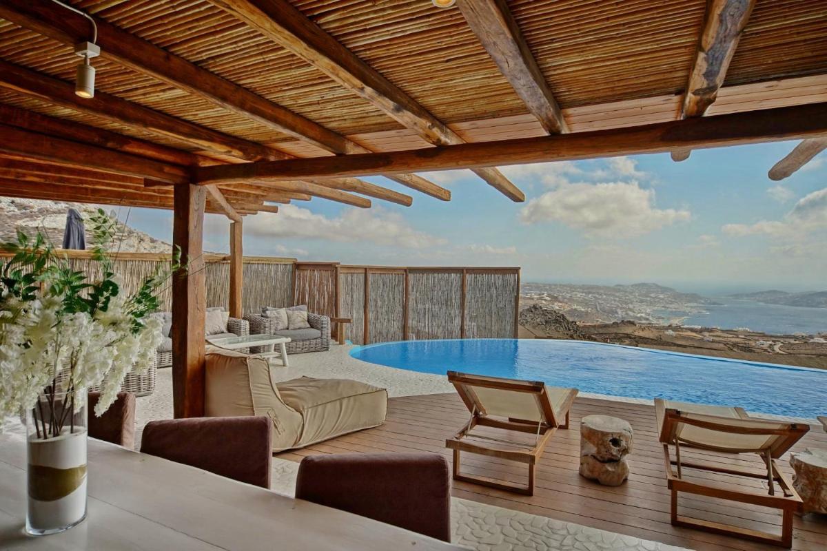 Zinas Villas