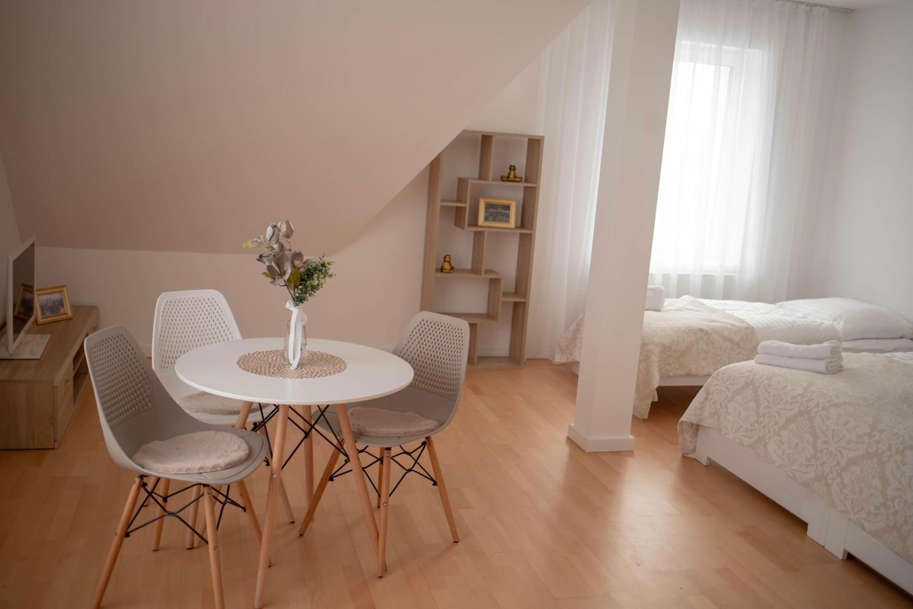 Rezidence Kbely - Free Parking