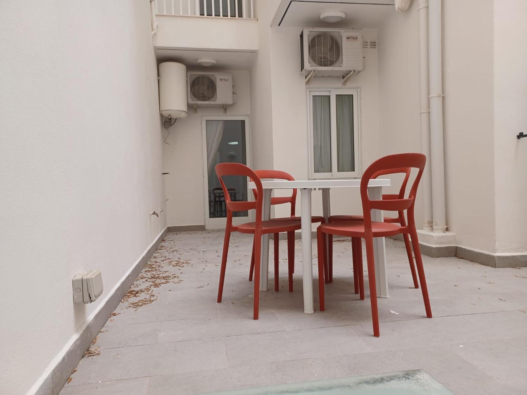 Sliema Apartment close to BEACH view 4
