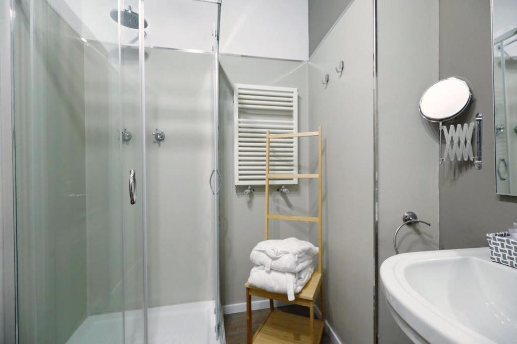 DIMORA FRATTINA en Rome — bathroom