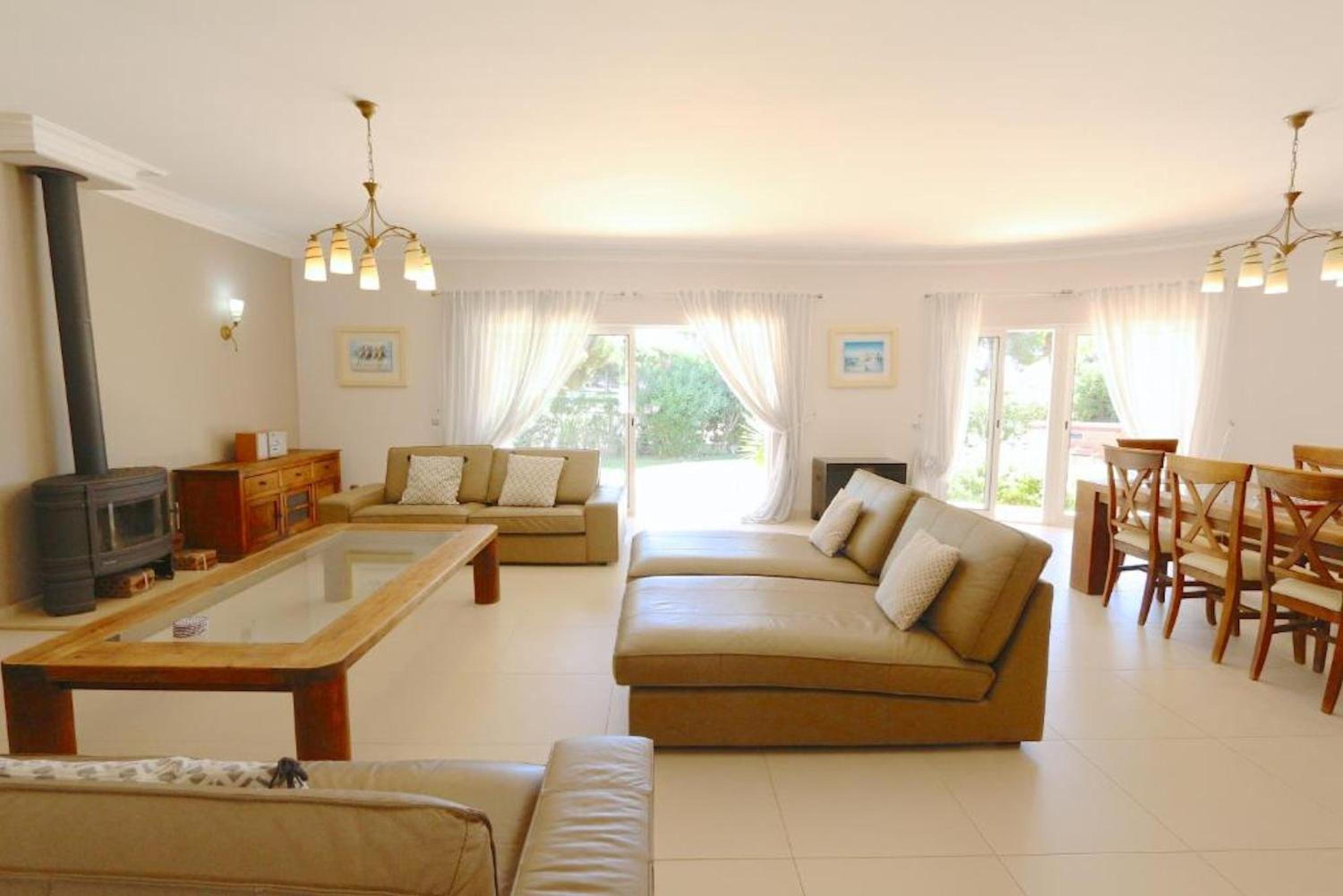 Luxury Vilamoura Villa 4 Bedrooms Villa Corvo Billiards