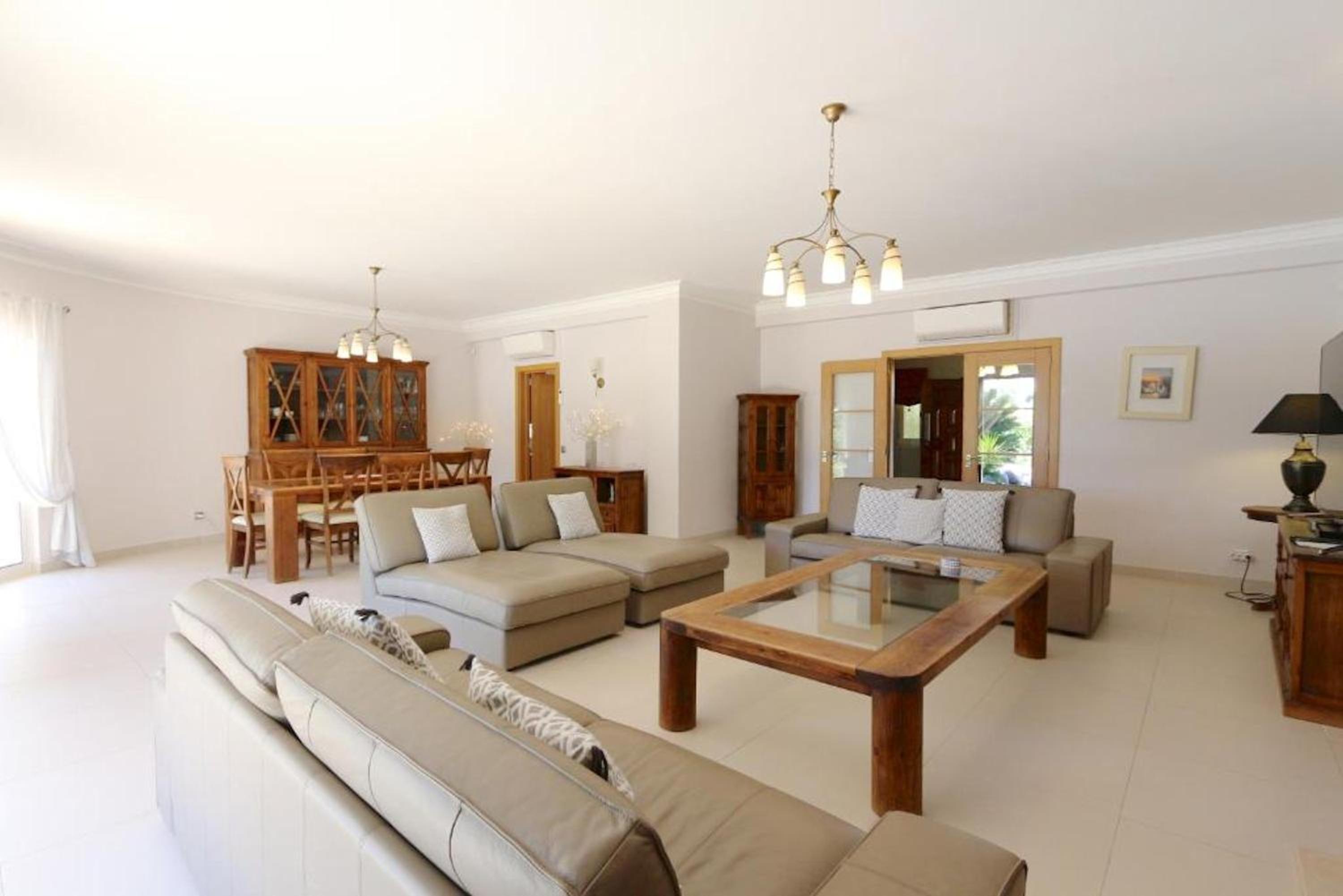 Luxury Vilamoura Villa 4 Bedrooms Villa Corvo Billiards