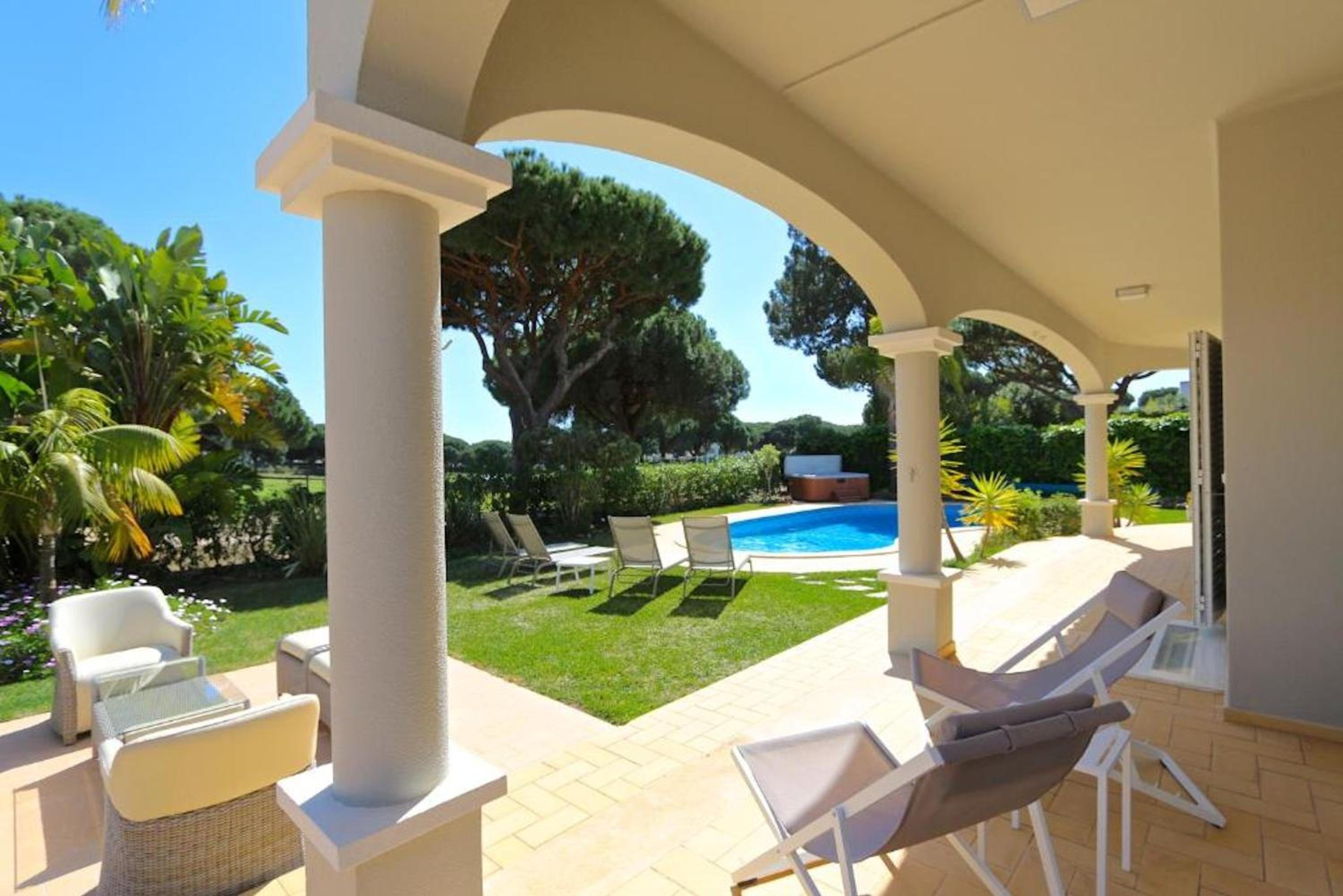 Luxury Vilamoura Villa 4 Bedrooms Villa Corvo Billiards