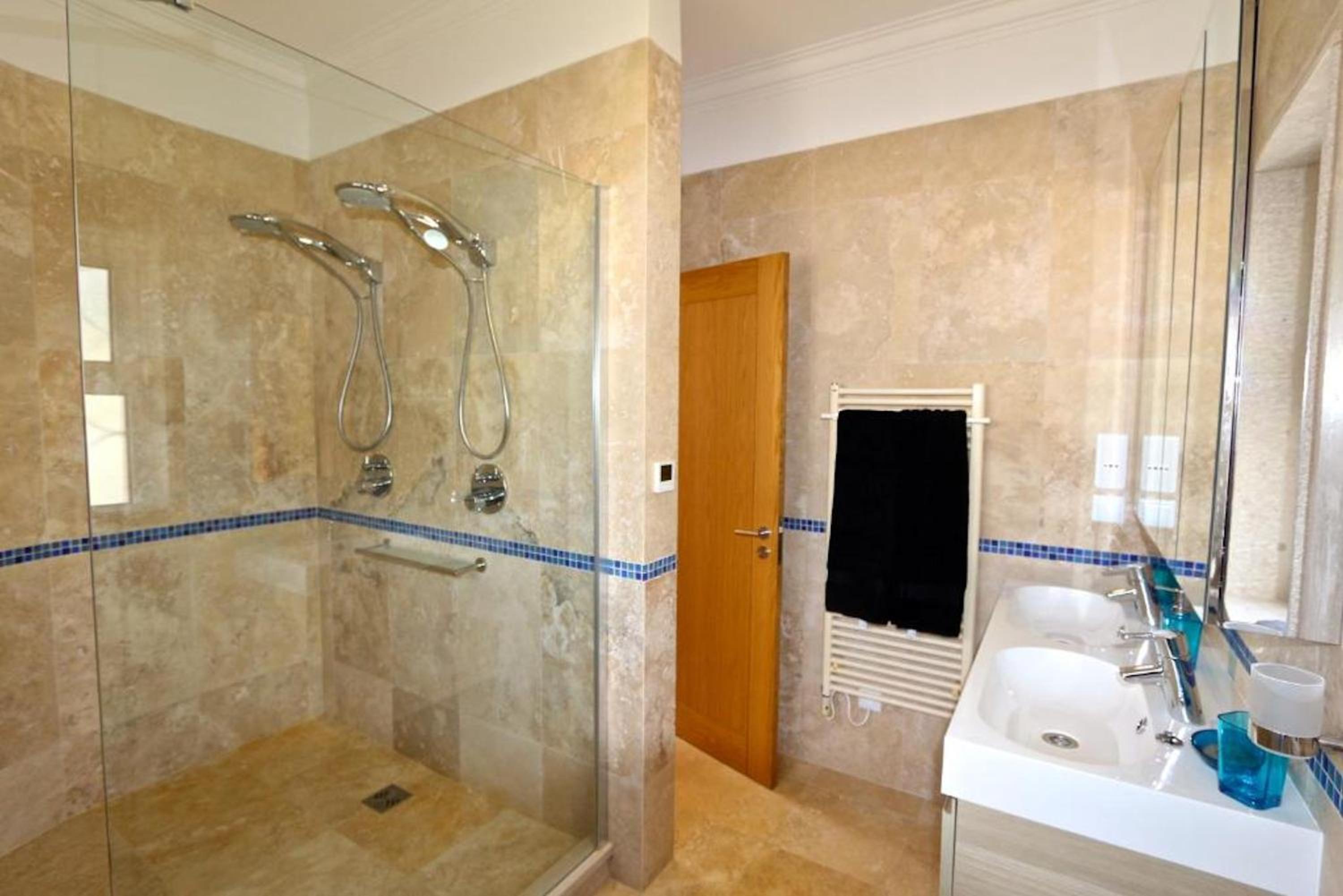 Luxury Vilamoura Villa 4 Bedrooms Villa Corvo Billiards
