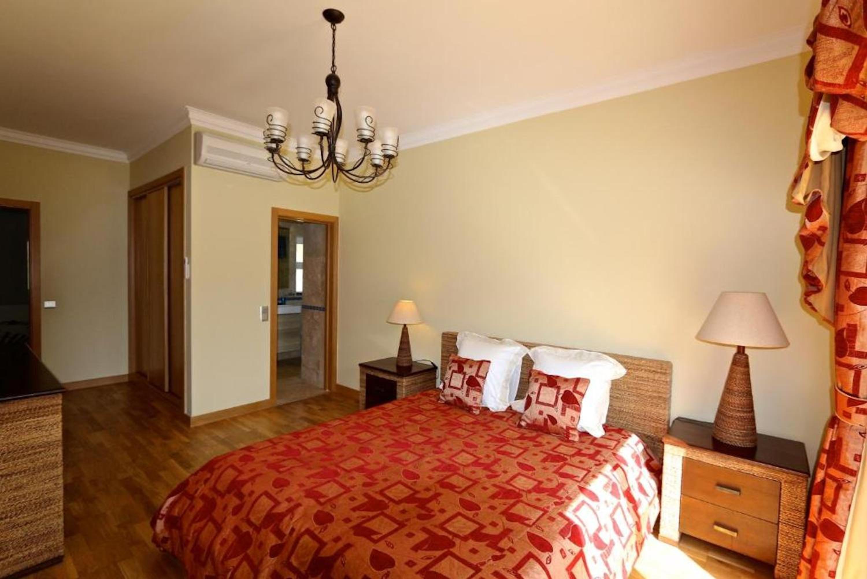 Luxury Vilamoura Villa 4 Bedrooms Villa Corvo Billiards