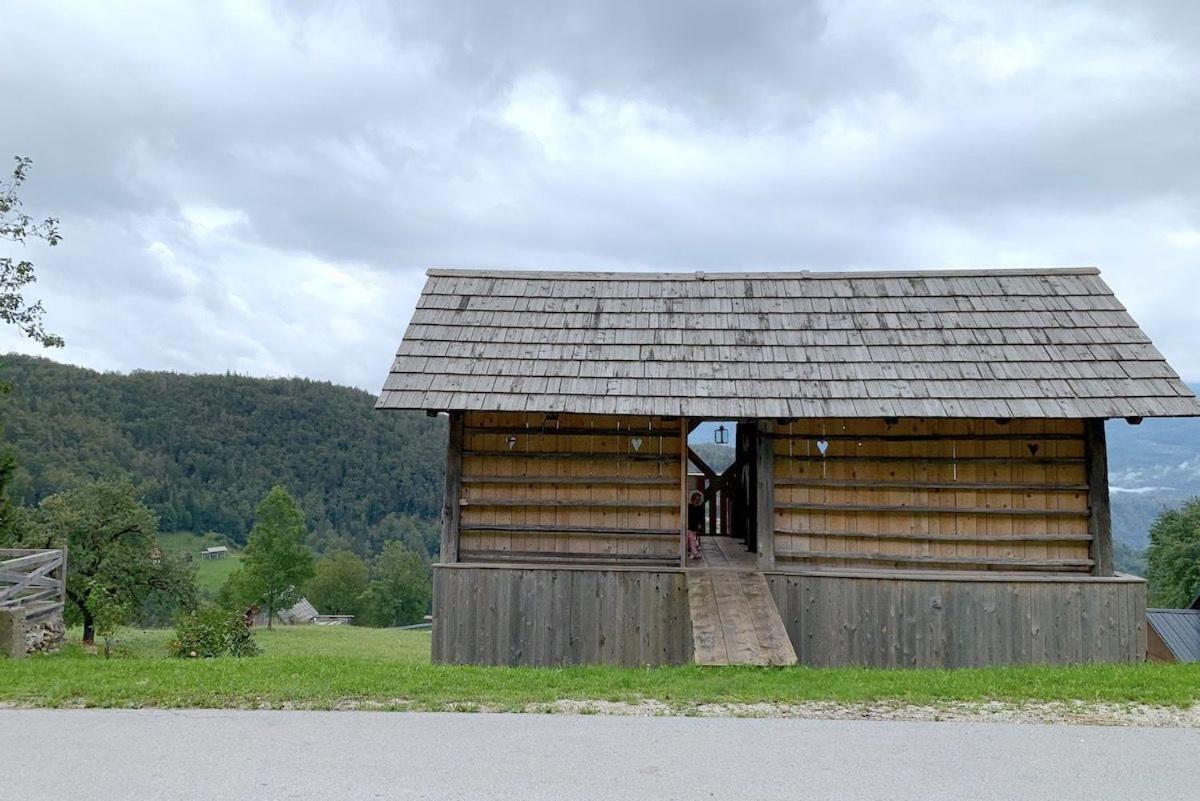 Dandelion House