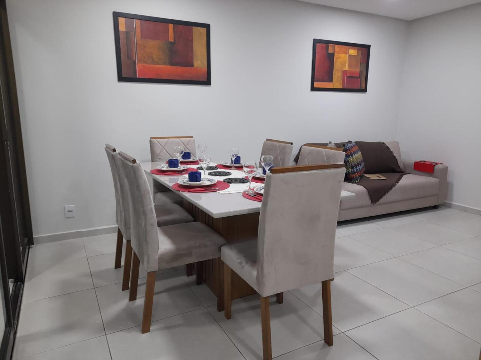 FLATS MANOEL TAVARES