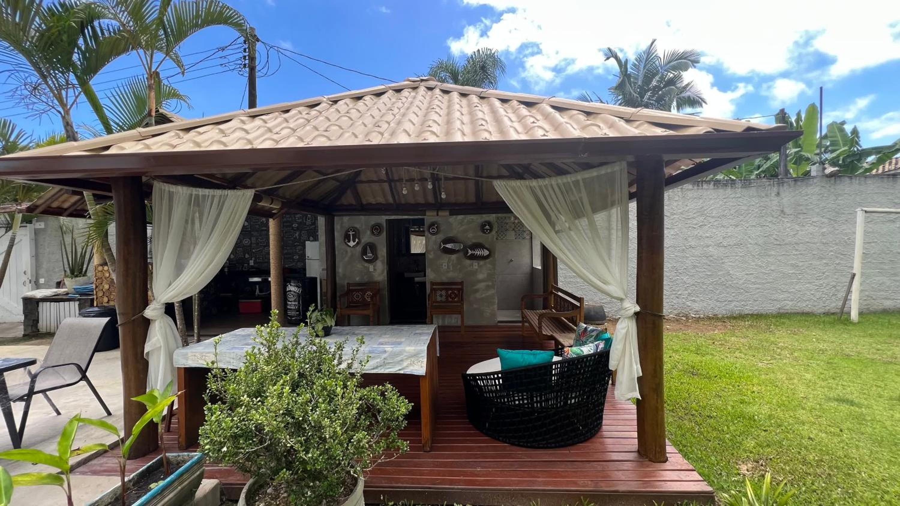 Linda casa na Barra do Sahy 1 (Litoral Norte - SP)
