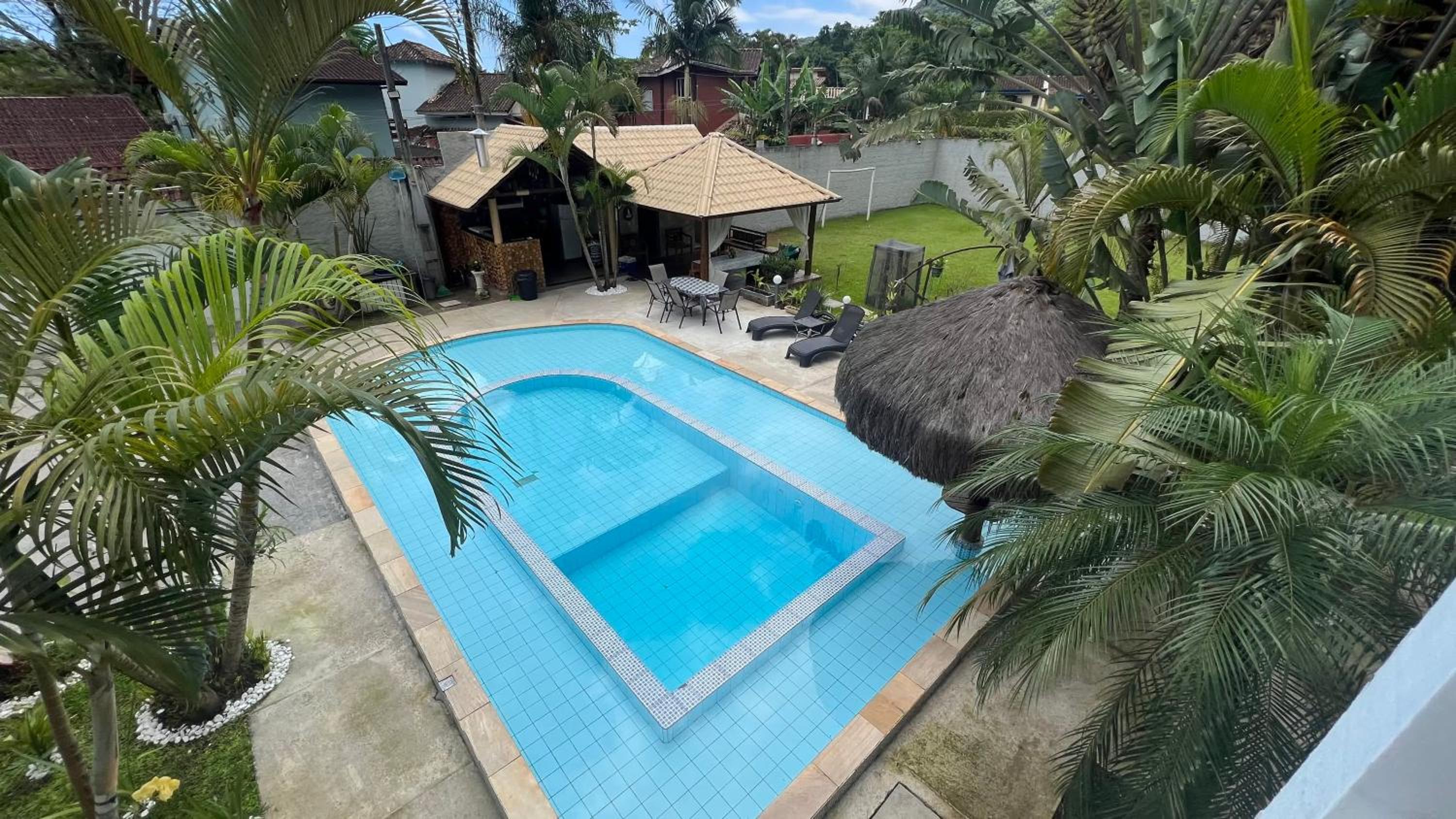 Linda casa na Barra do Sahy 1 (Litoral Norte - SP)