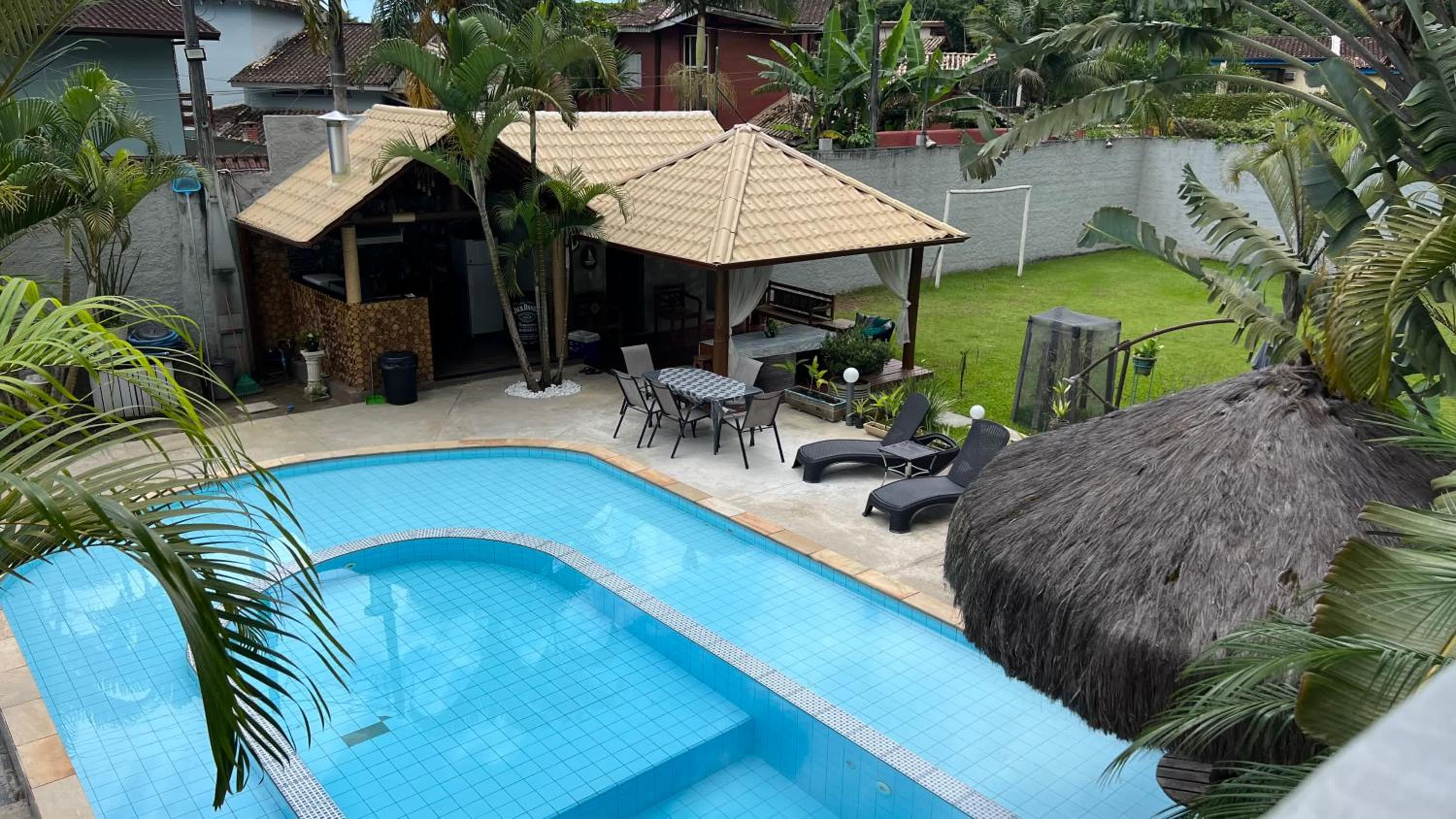 Linda casa na Barra do Sahy 1 (Litoral Norte - SP)