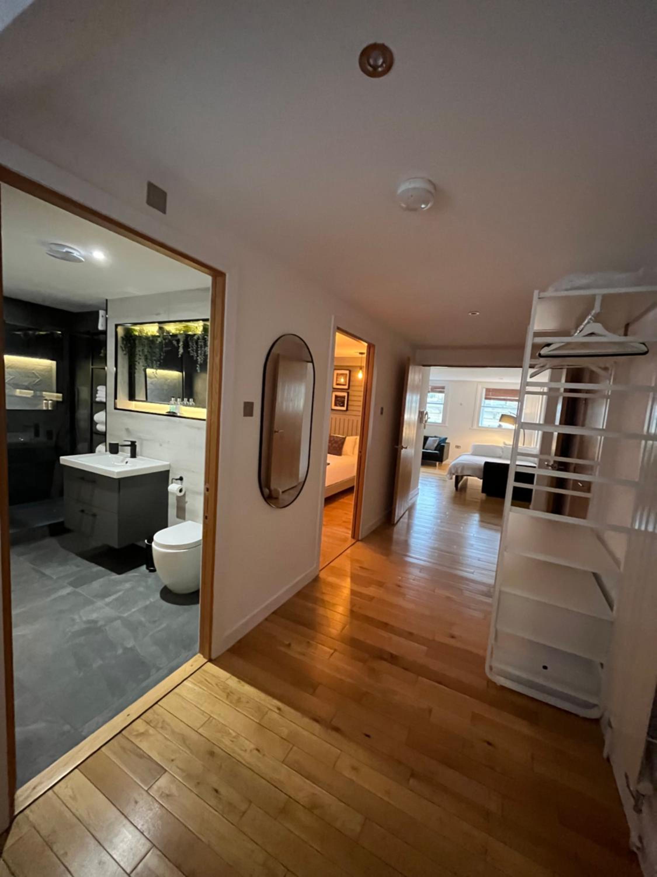 NE1 Luxury City Centre Apartment