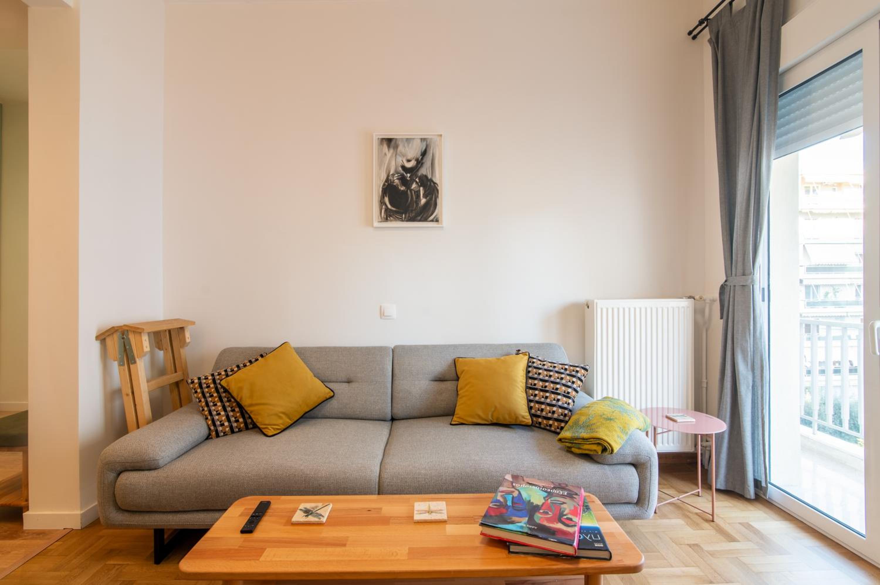 Luxury 1-Bedroom Apartment by the Sea in Athens