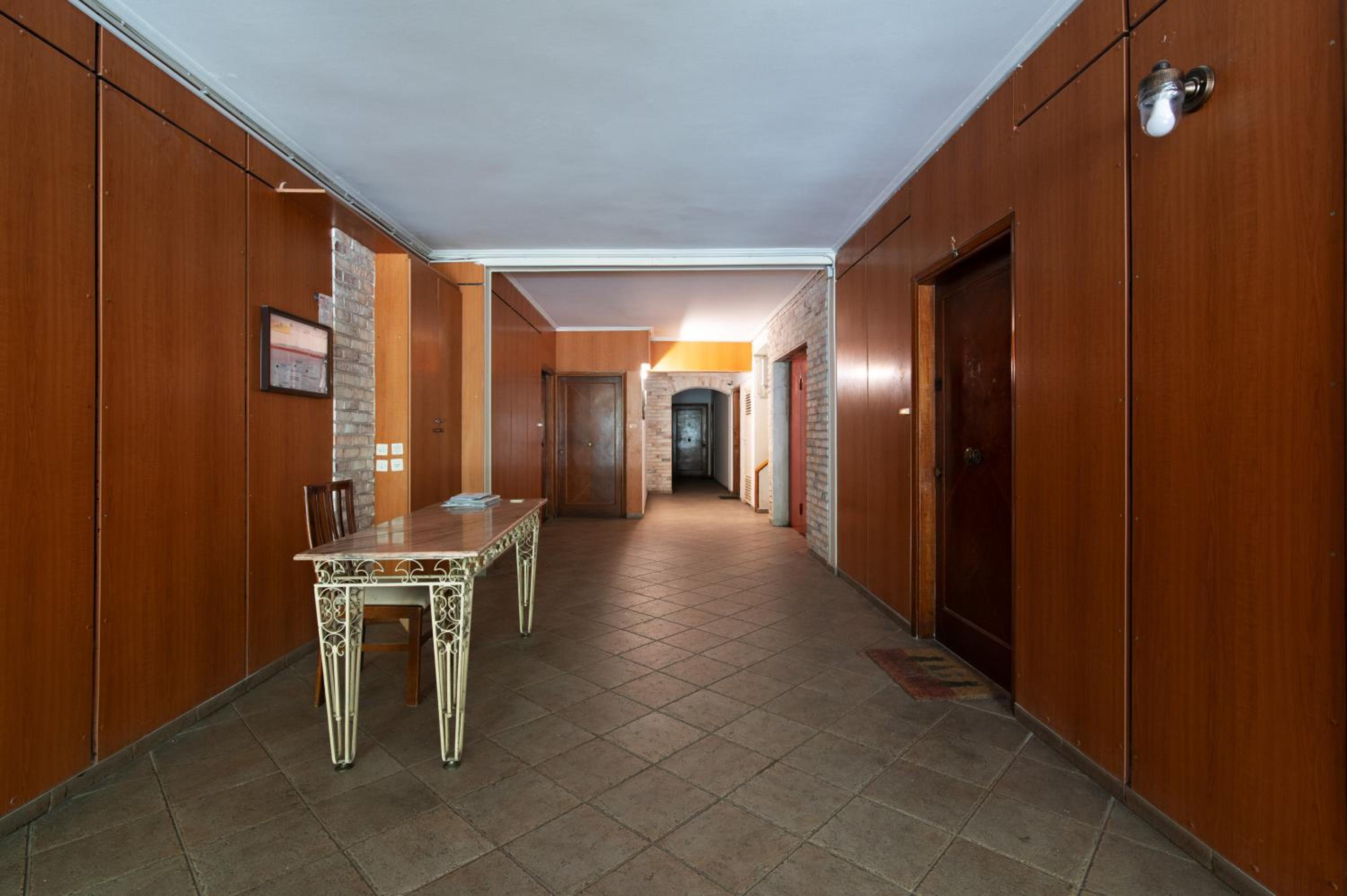 Luxury 1-Bedroom Apartment by the Sea in Athens