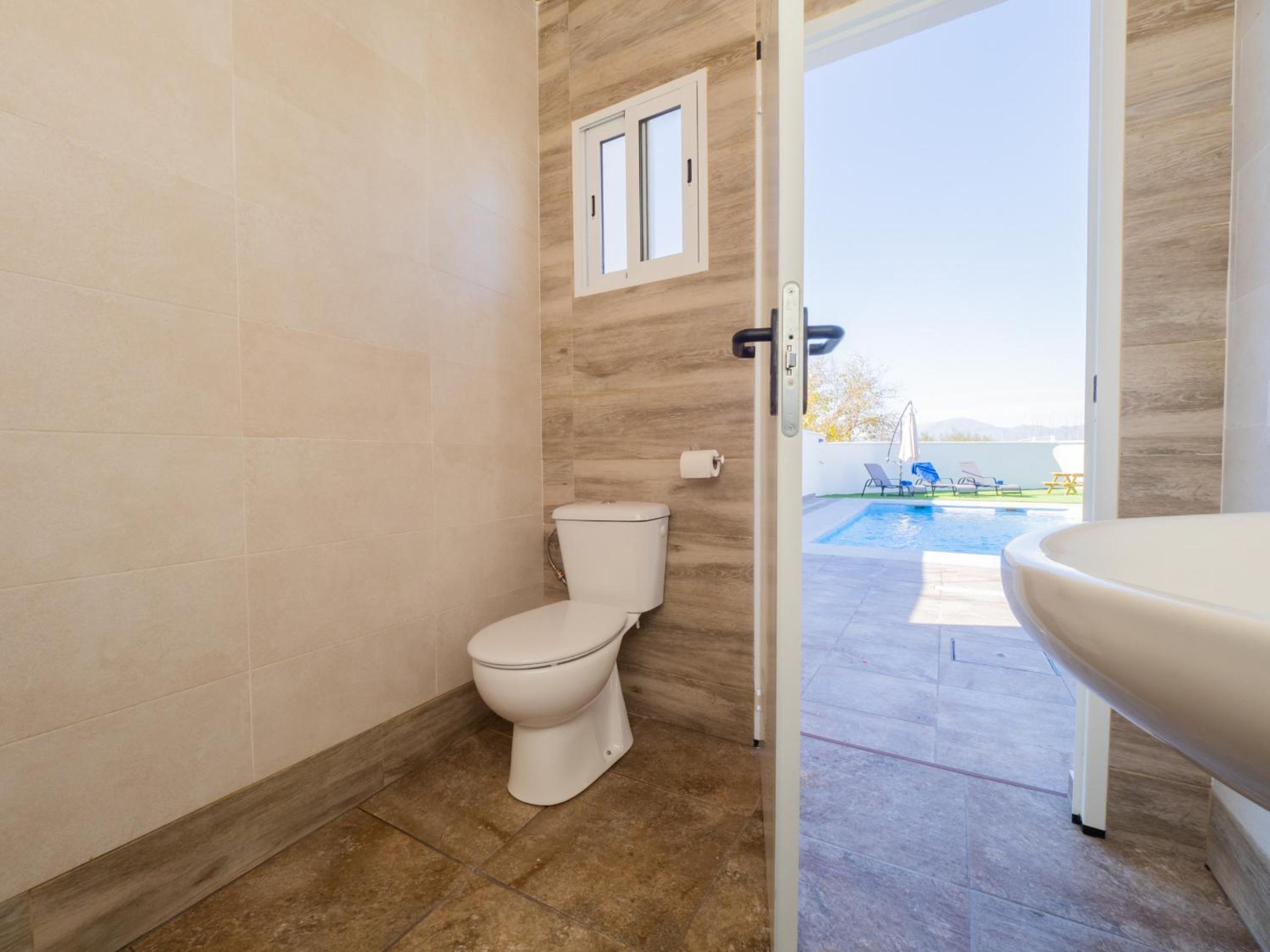 Cubo's Villa Marifran