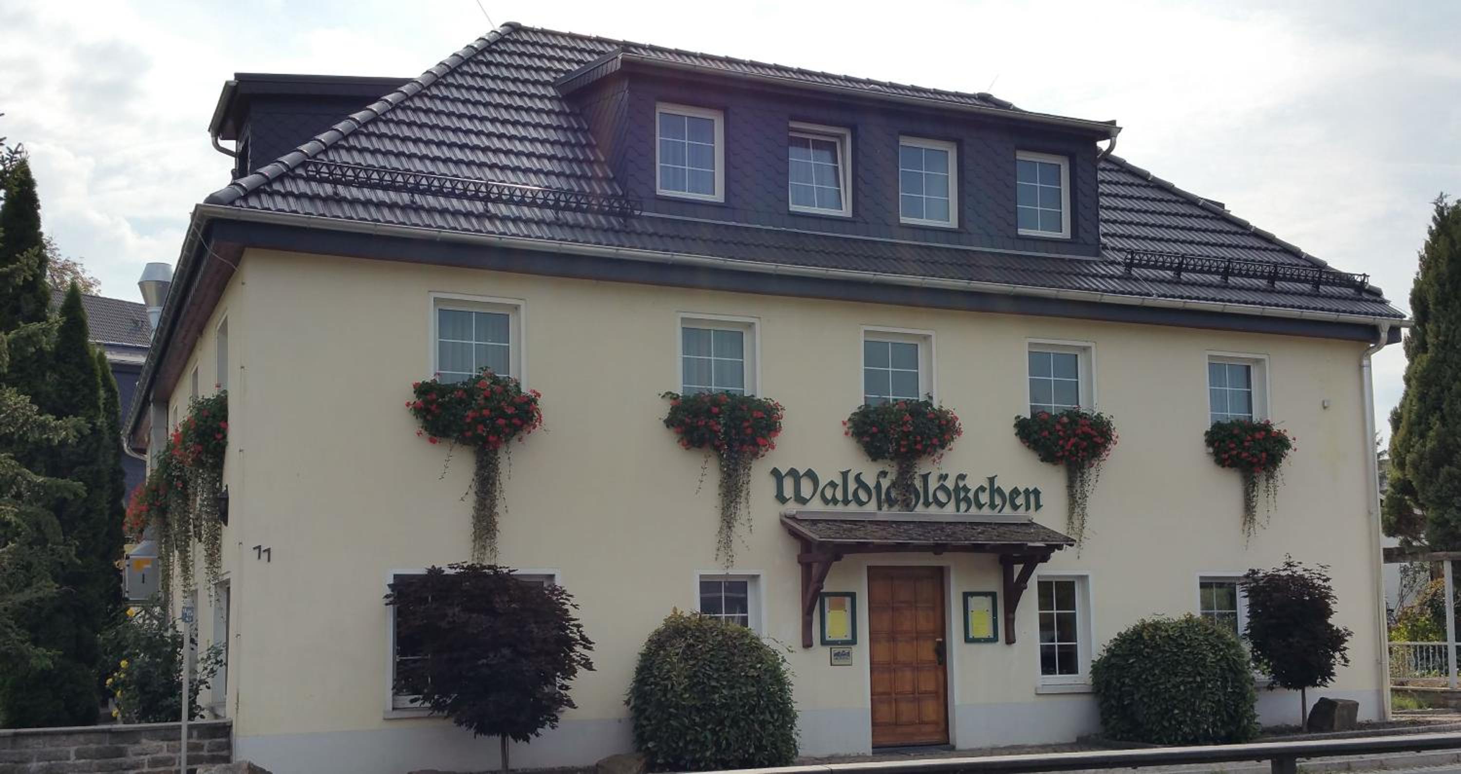 Ferienwohnung - Landhotel Waldschlößchen