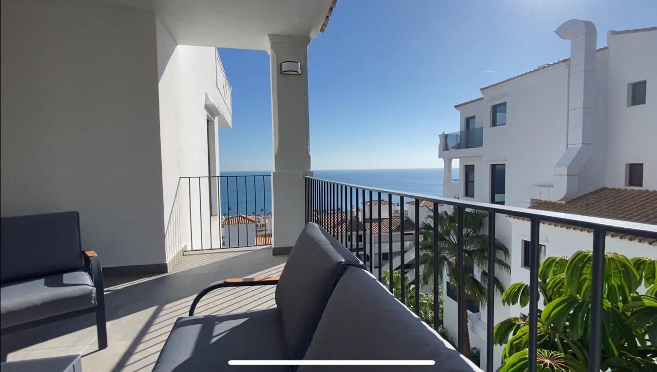 Luxurious Apartment with Seaview in Sunny Manilva