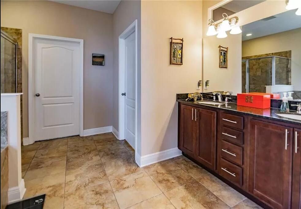 Photo 31