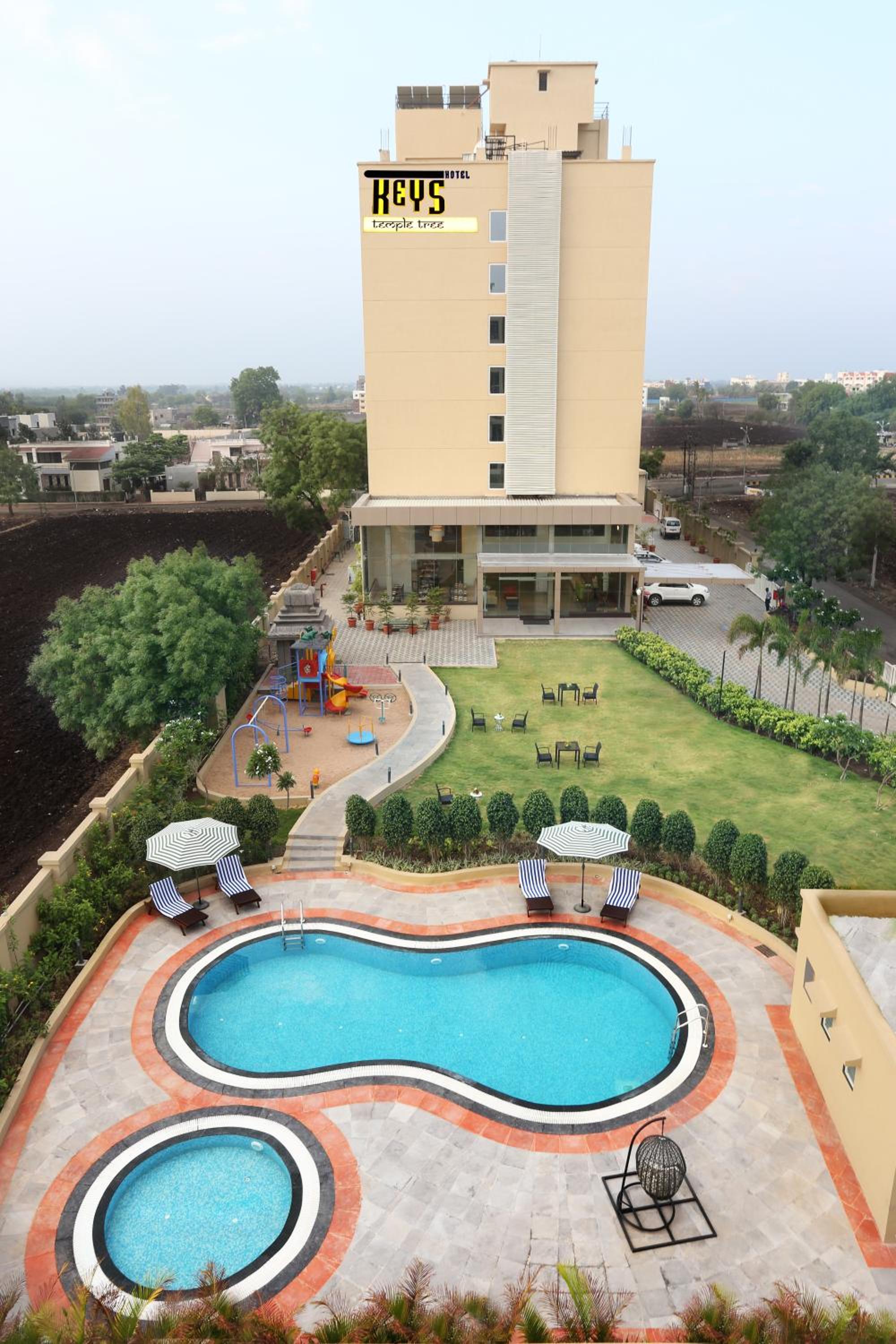 Shirdi Vacations - Temple Tree Hotel Shirdi - Property Image 6