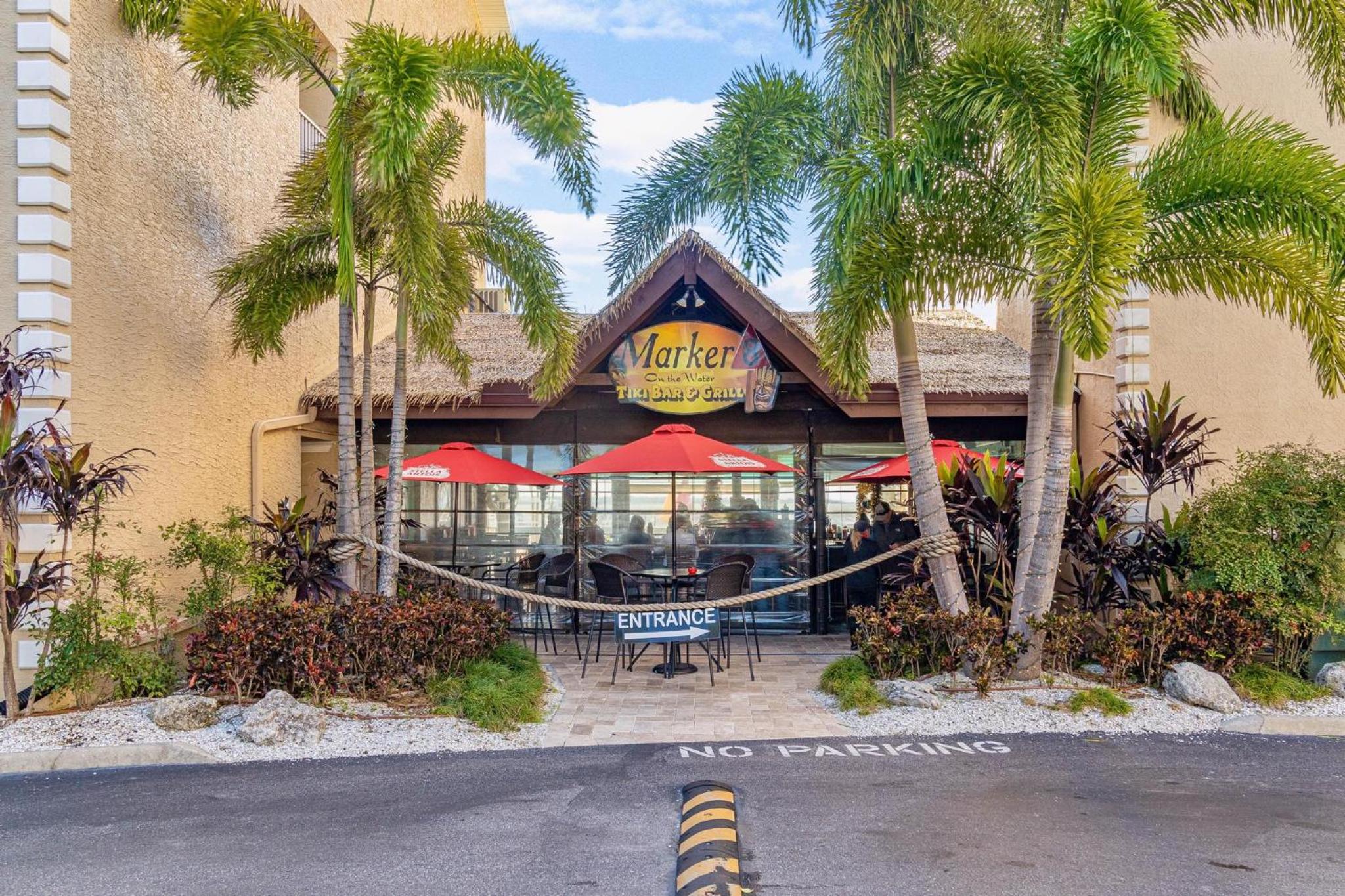 Beso del Sol Resort in Dunedin - Perfect Location & Relaxation! view 2