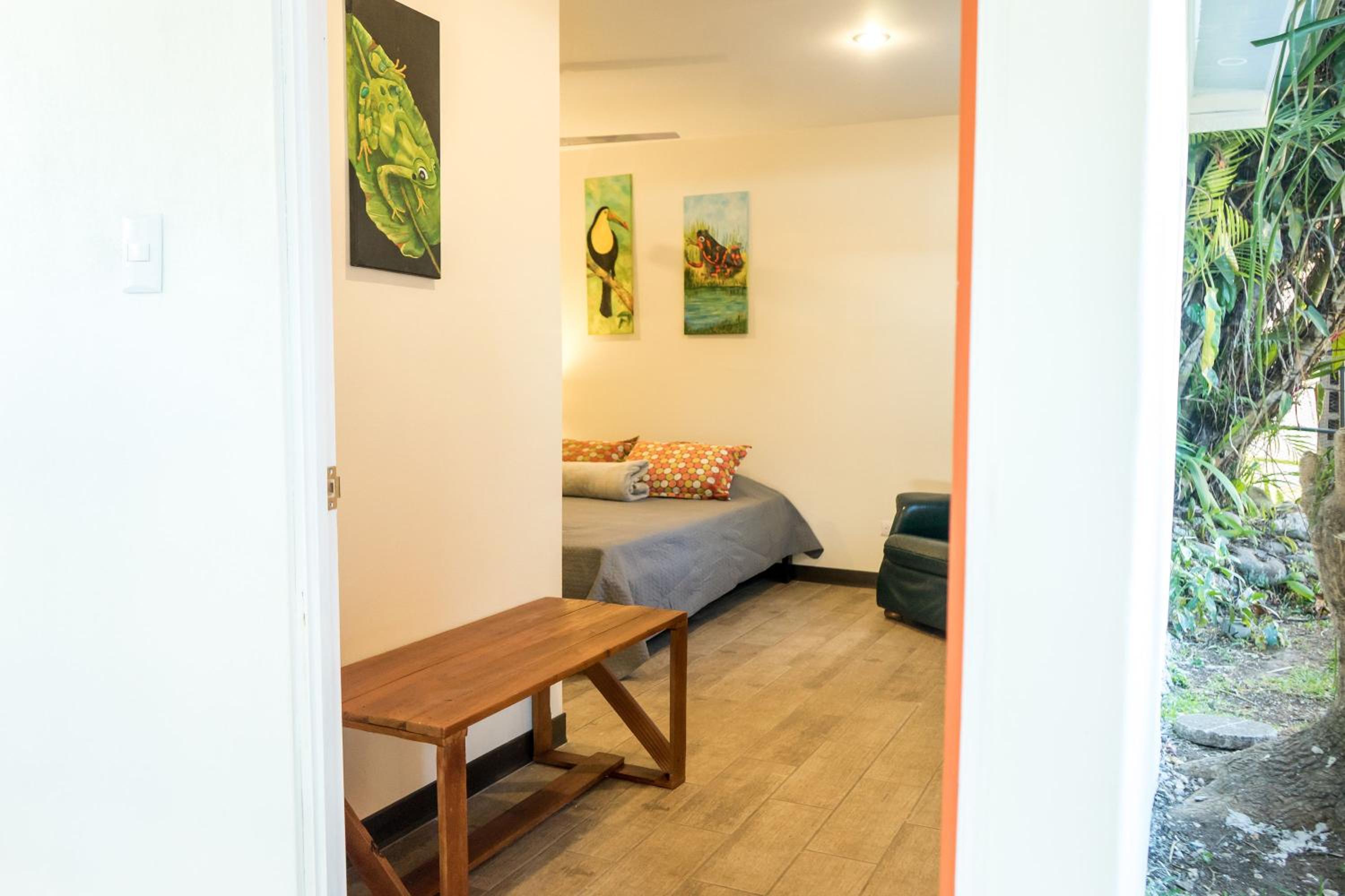 Terida Airport B&B