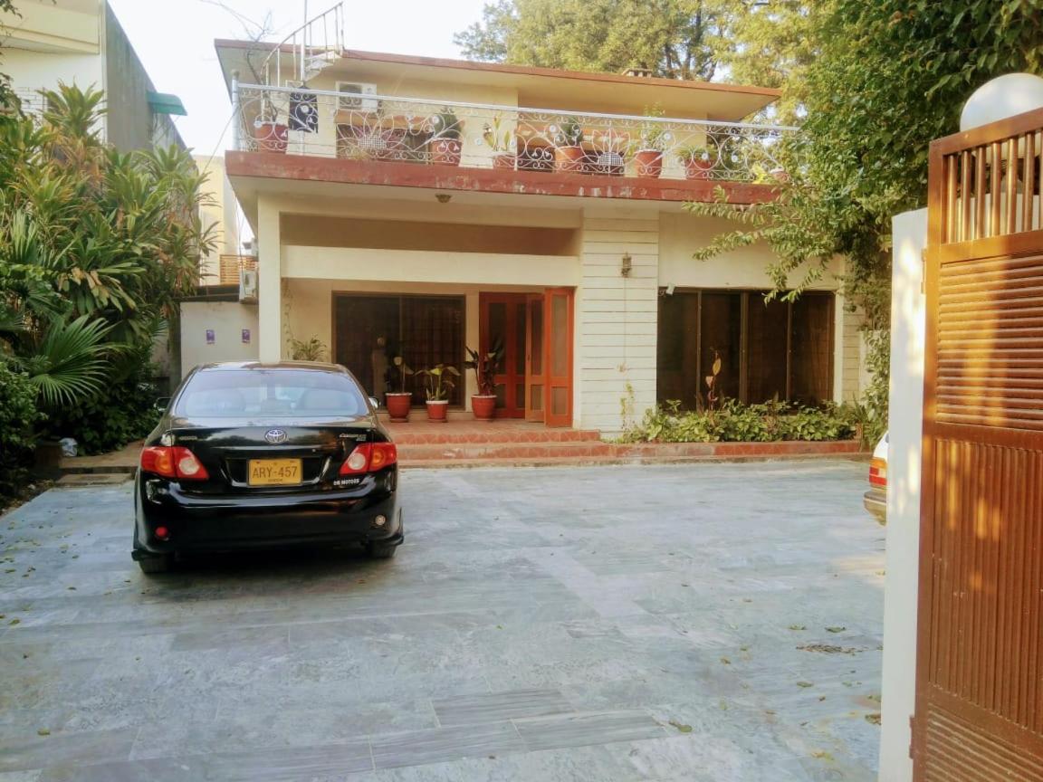 Pyramid International Guest House view 3