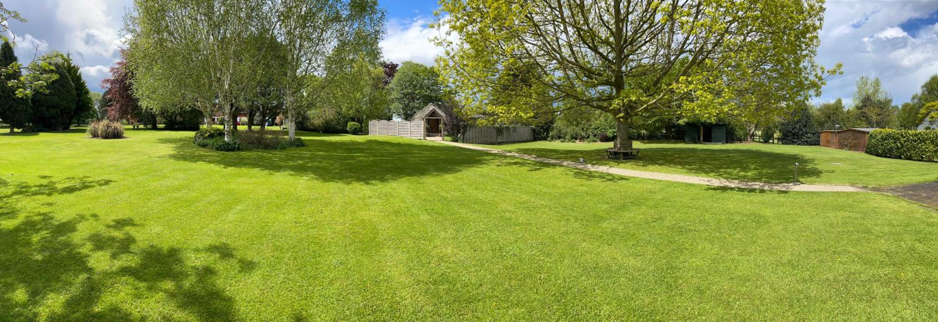 Burton Lodge Guest House & Spa
