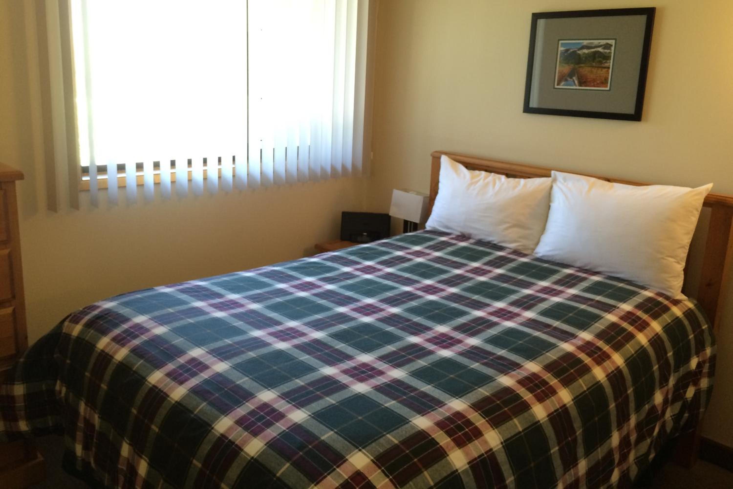The Griz Inn by Park Vacation Management