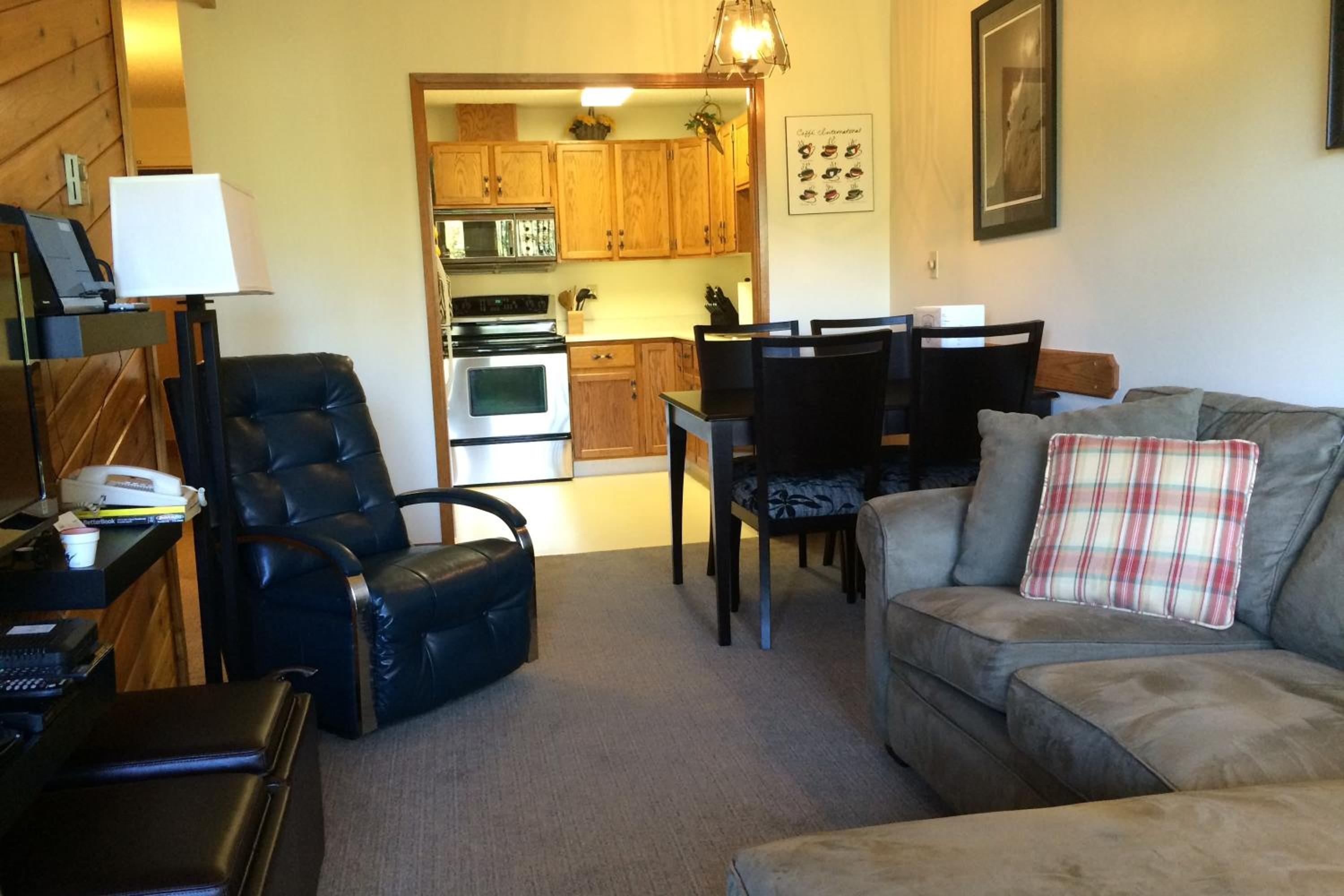 The Griz Inn by Park Vacation Management