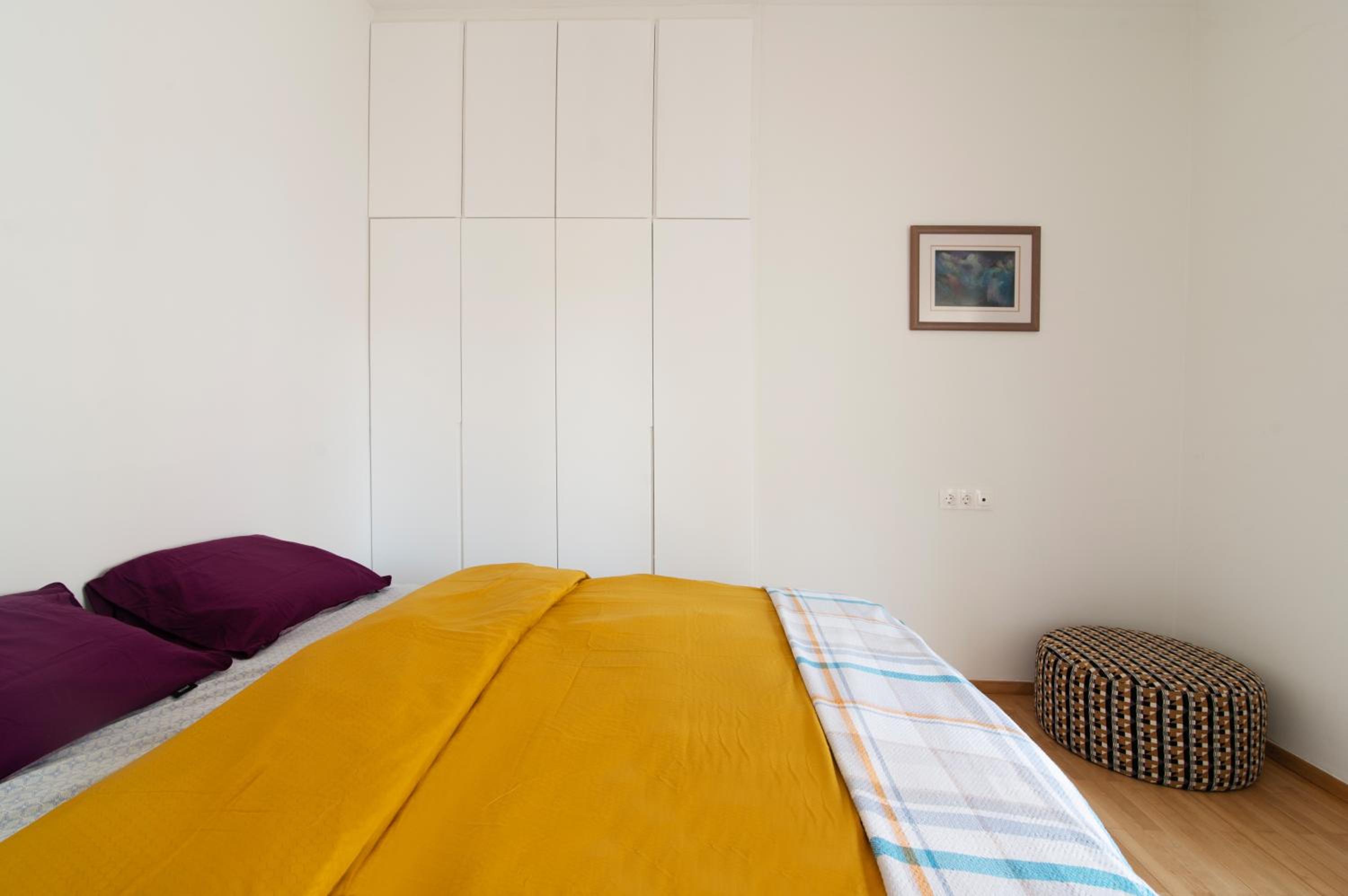 Luxury 1-Bedroom Apartment by the Sea in Athens