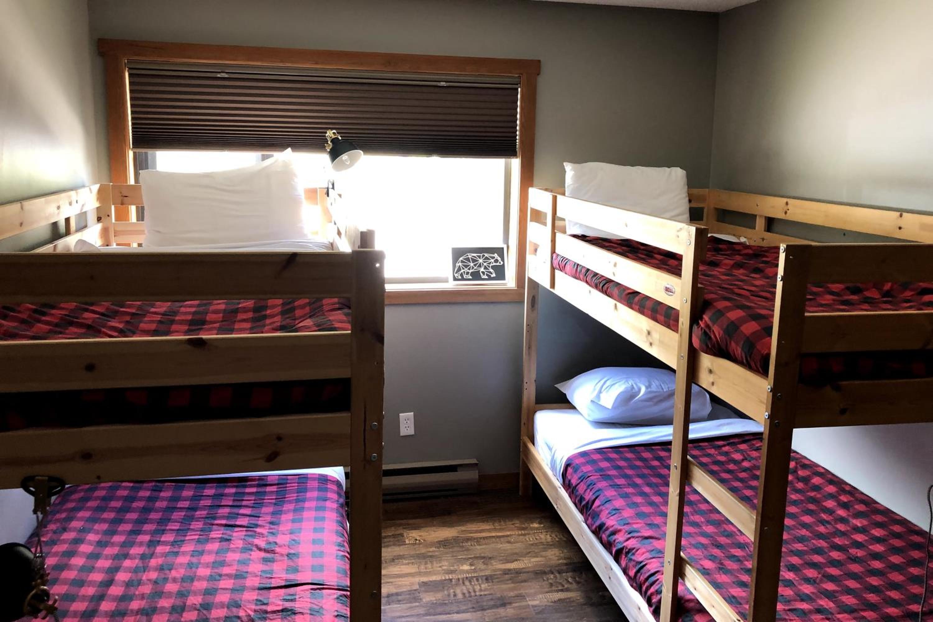 The Griz Inn by Park Vacation Management