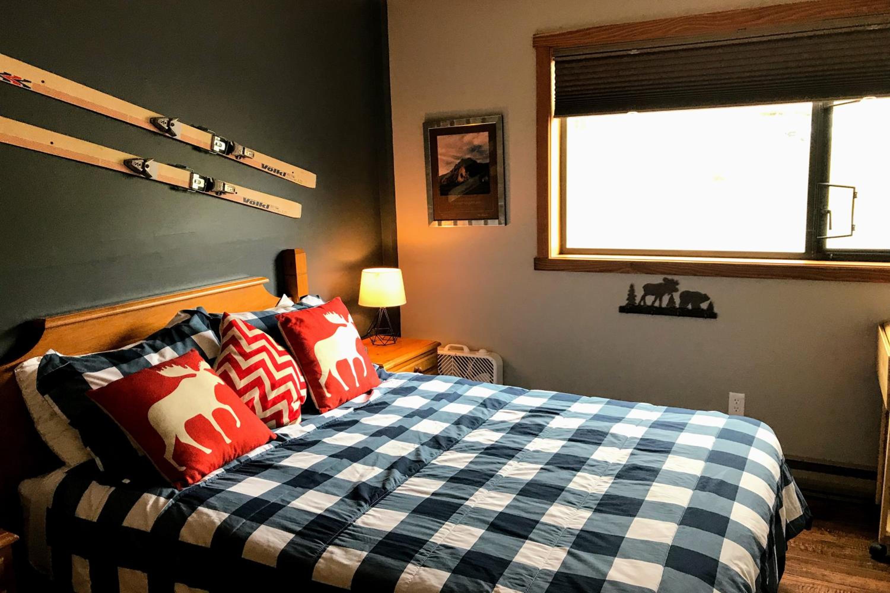 The Griz Inn by Park Vacation Management
