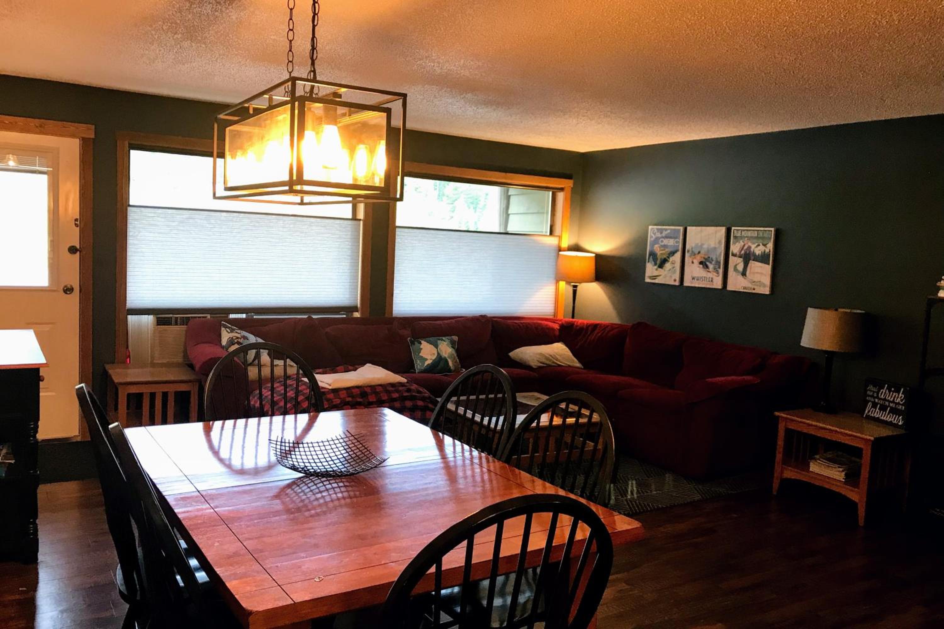 The Griz Inn by Park Vacation Management