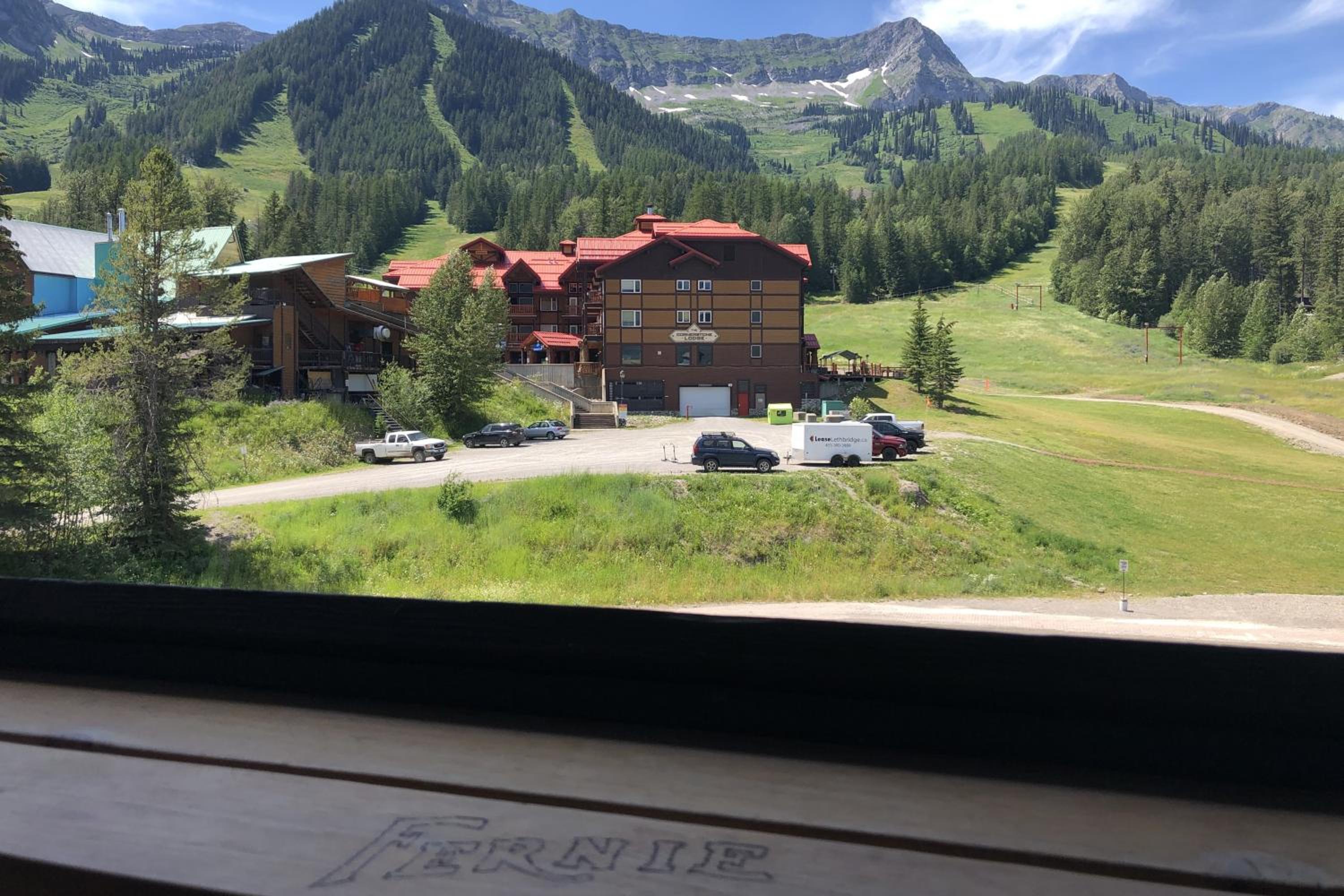 The Griz Inn by Park Vacation Management