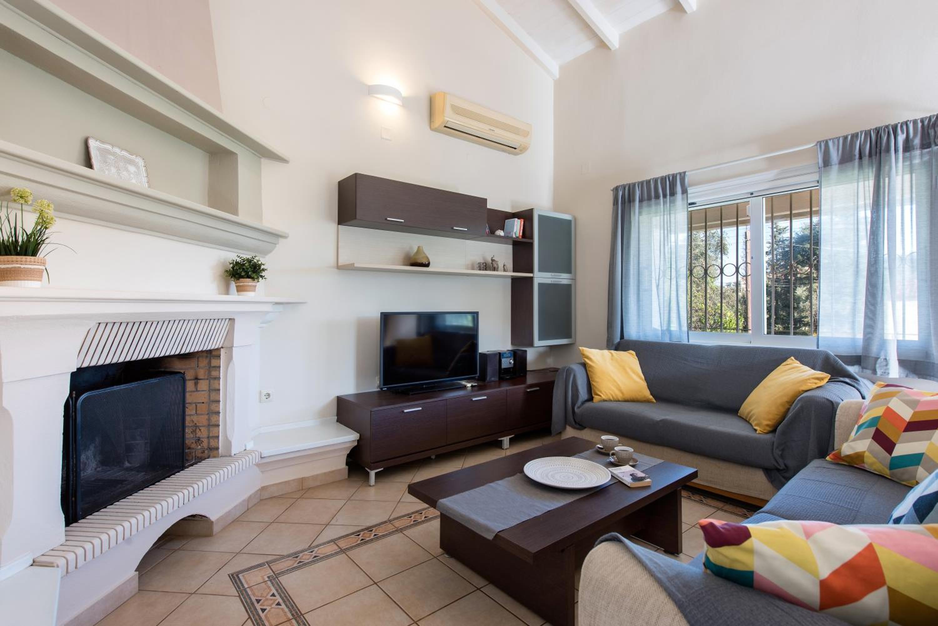 Kassiopi Central House view 3
