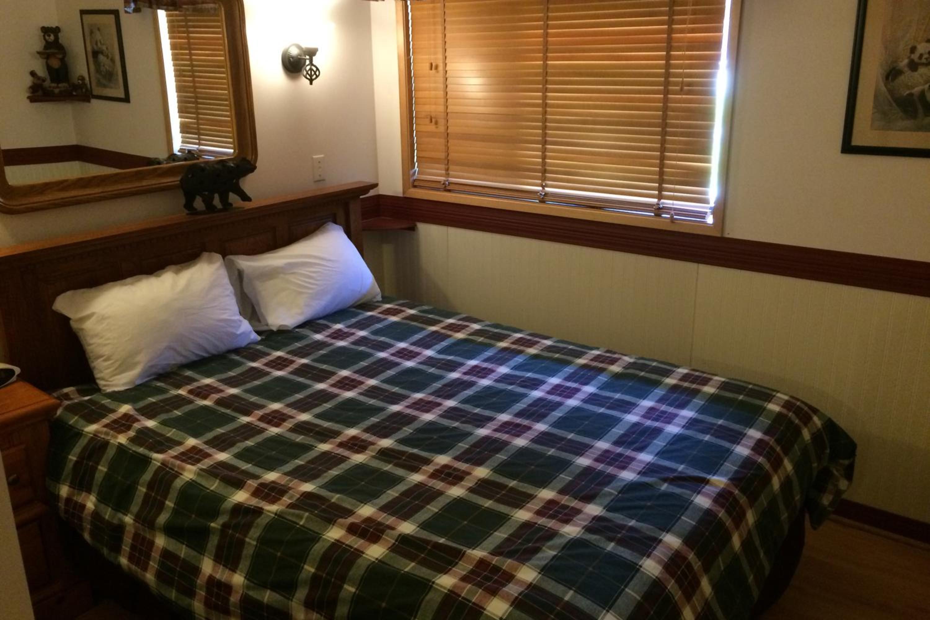The Griz Inn by Park Vacation Management