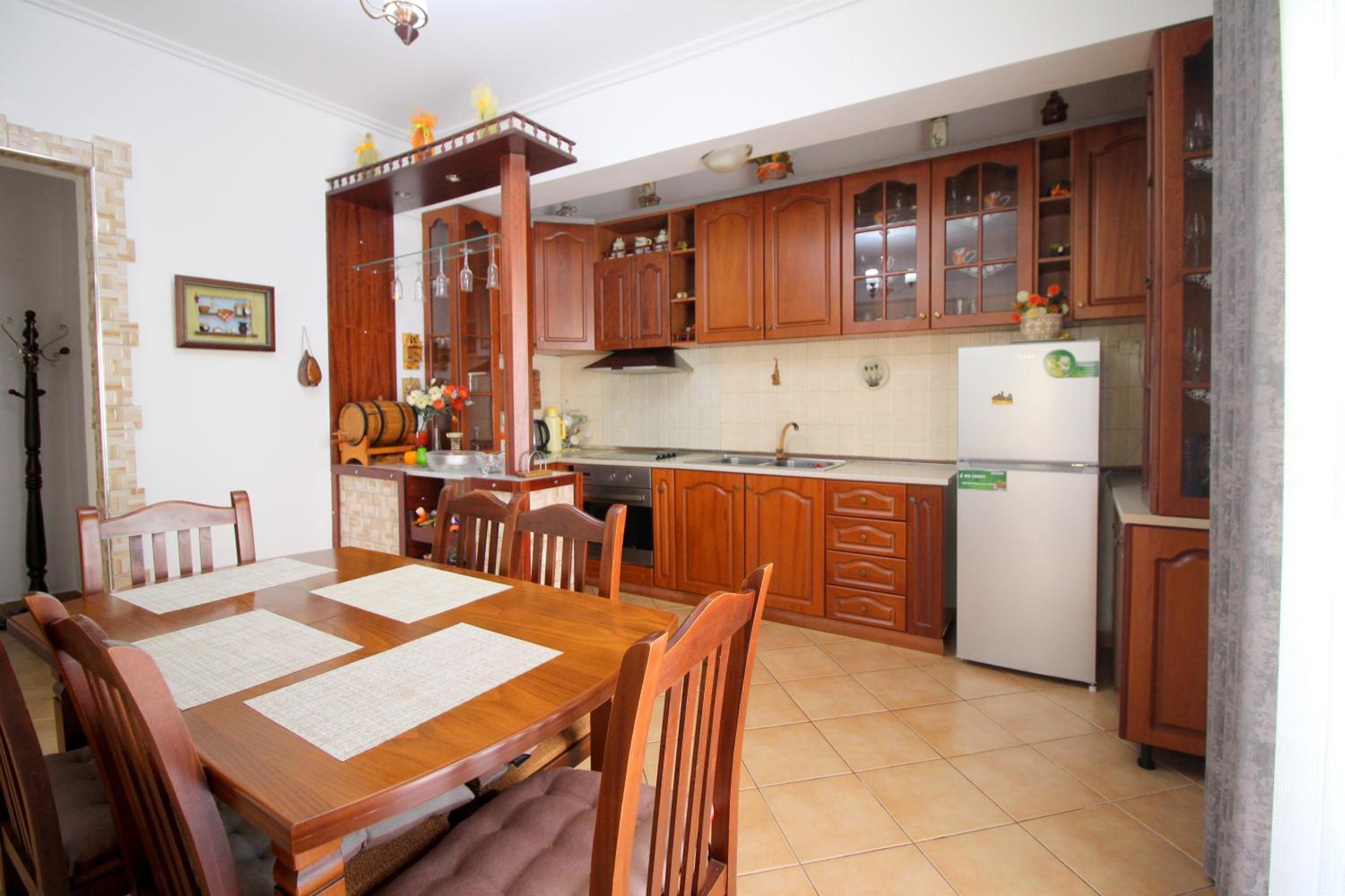 Lengu Holidays Houses