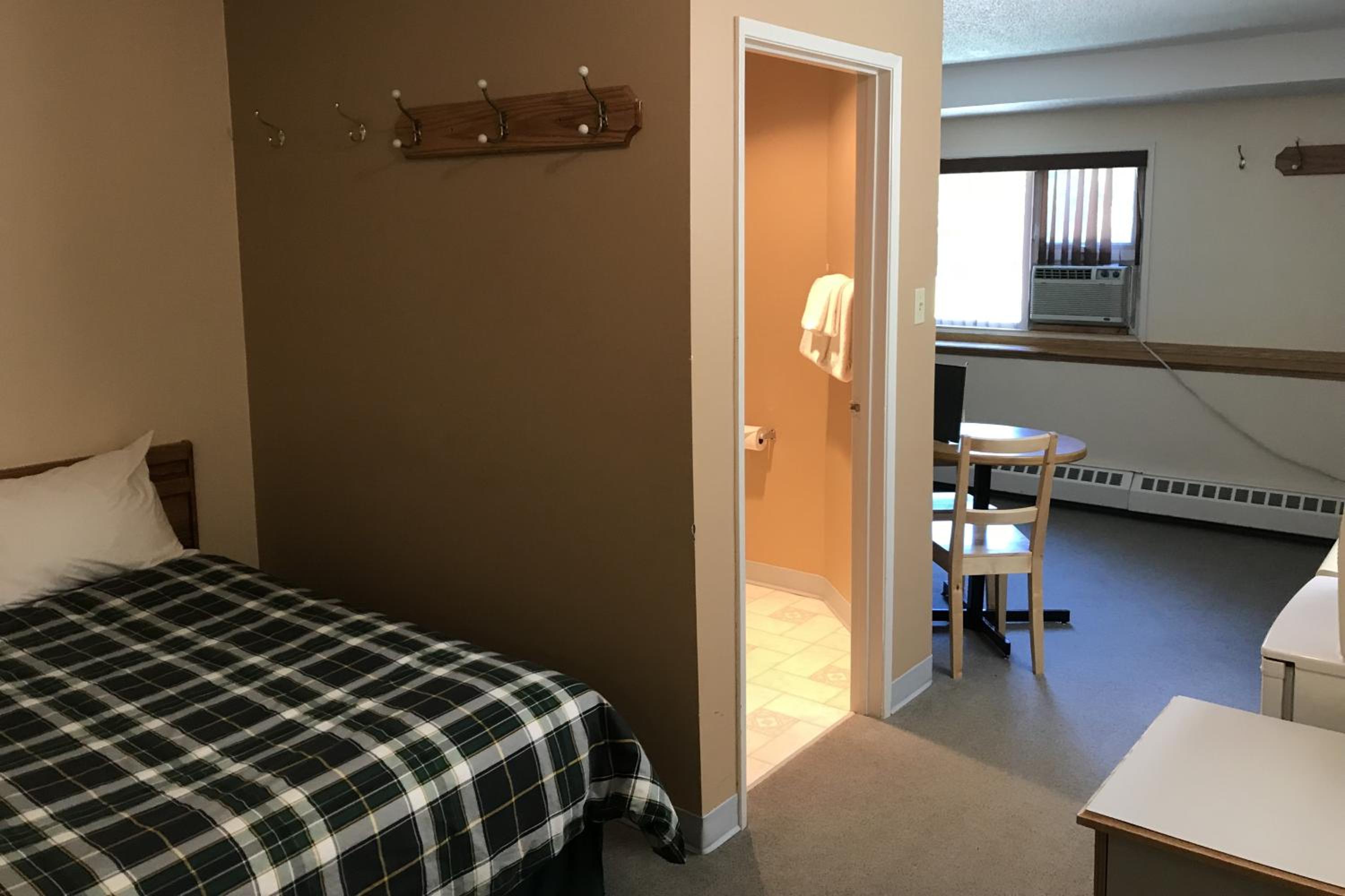 The Griz Inn by Park Vacation Management
