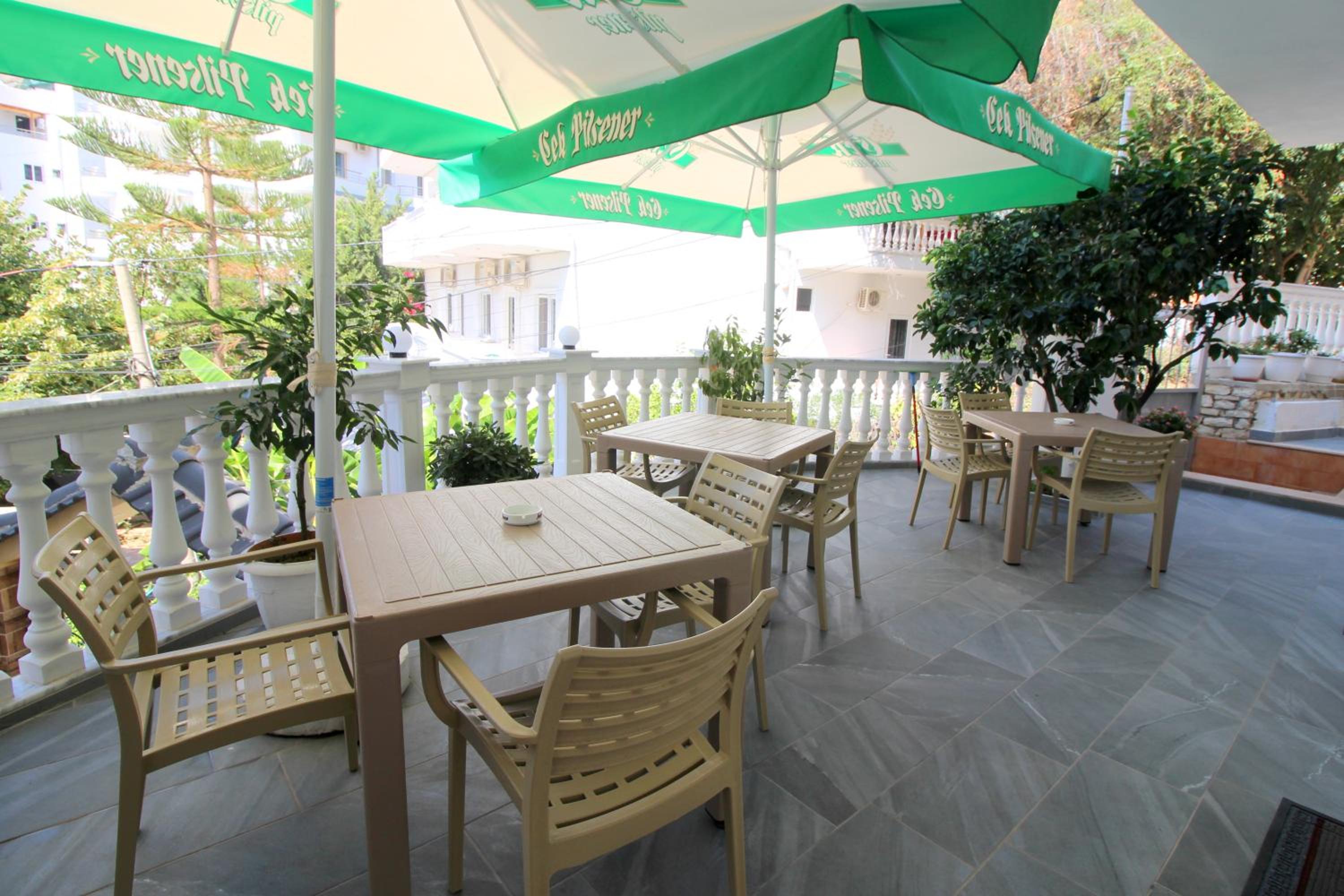 Lengu Holidays Houses