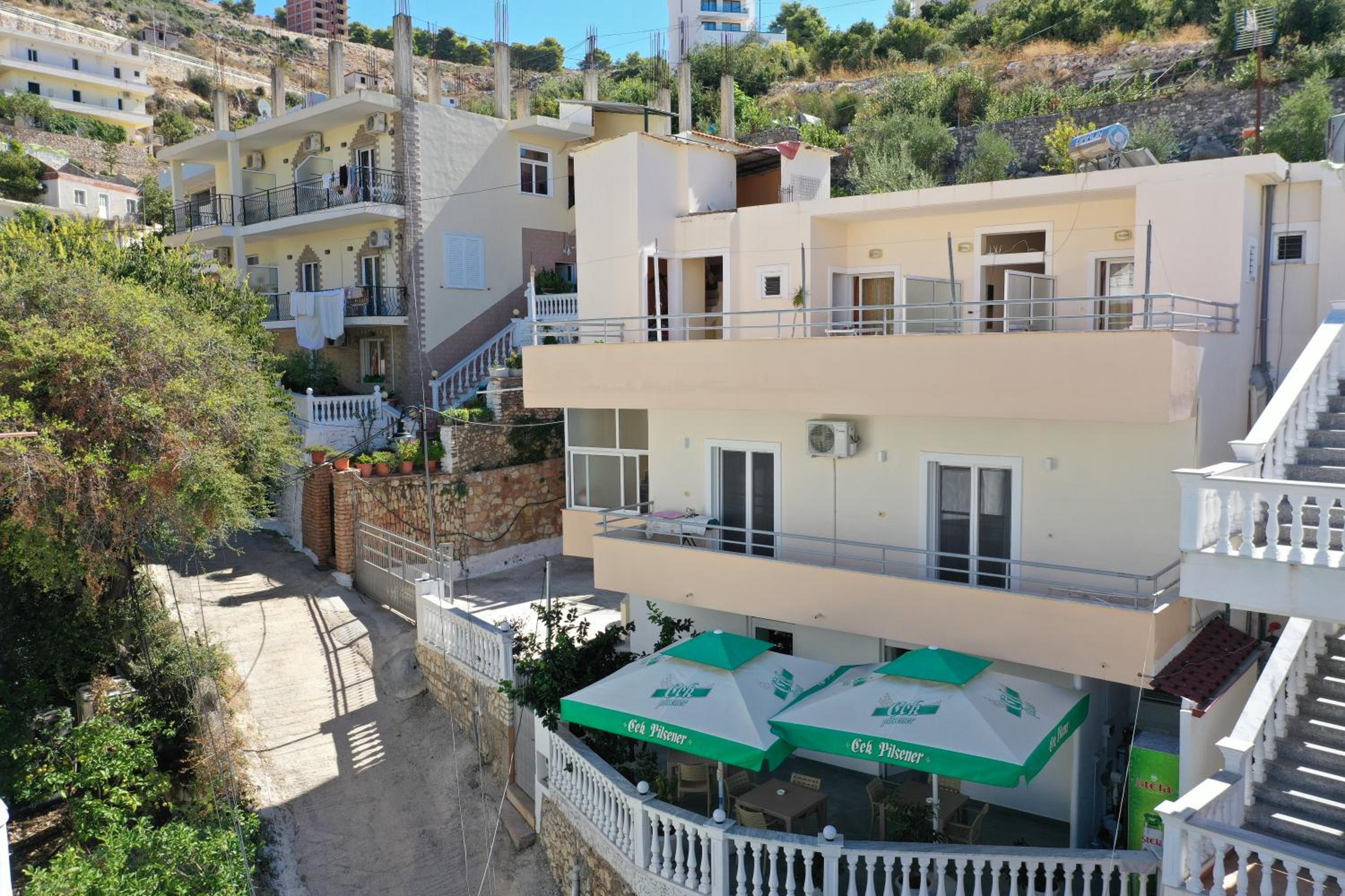 Lengu Holidays Houses