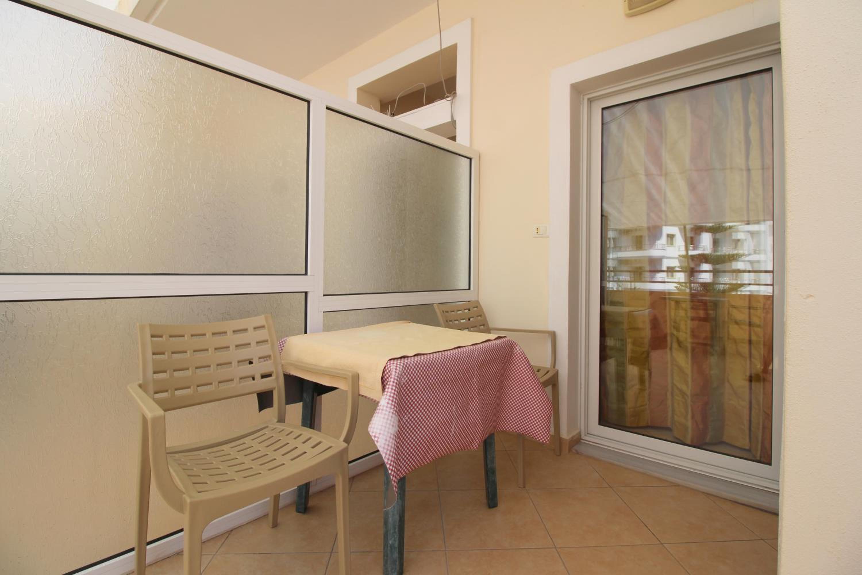 Lengu Holidays Houses