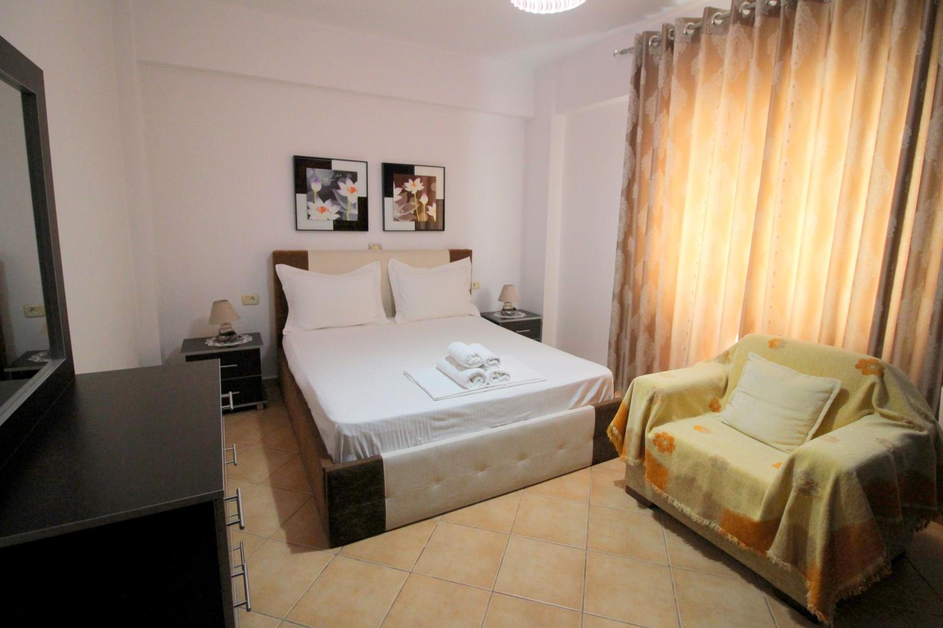 Lengu Holidays Houses