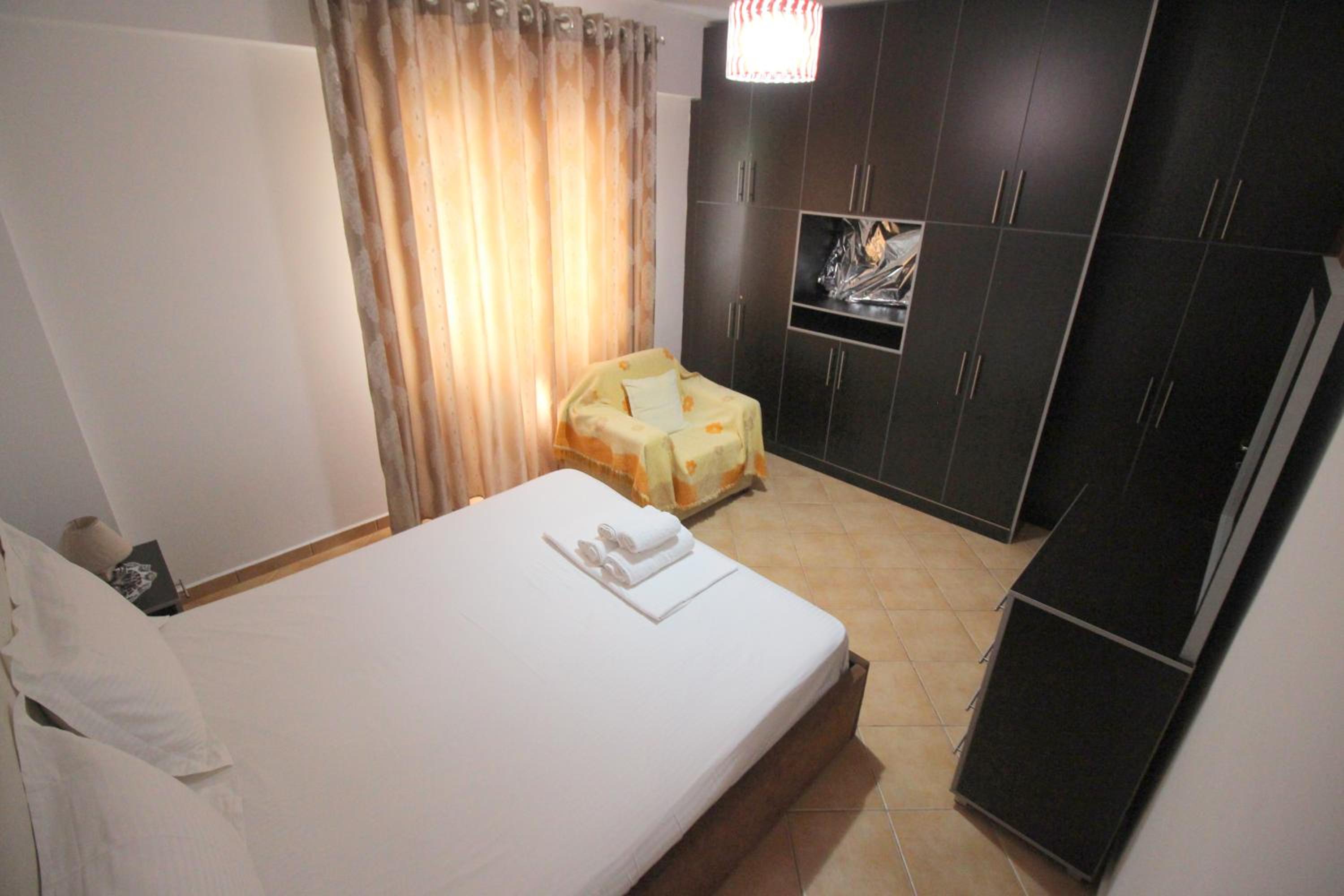 Lengu Holidays Houses