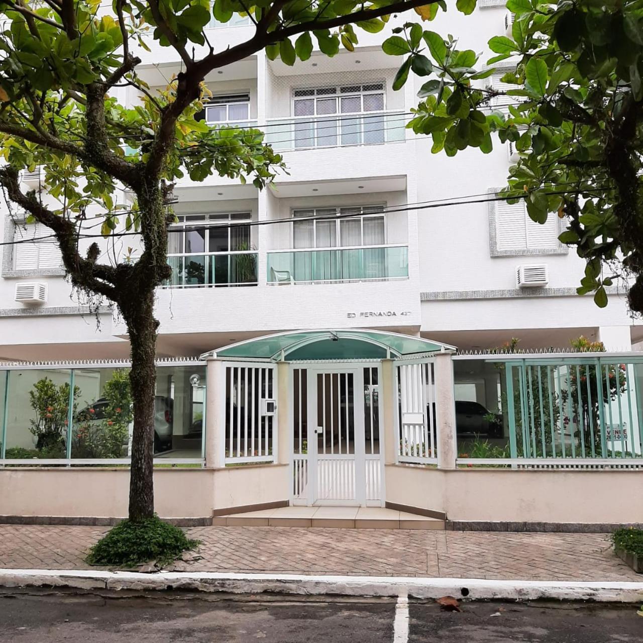 Apartamento próximo a praia - Enseada Guarujá