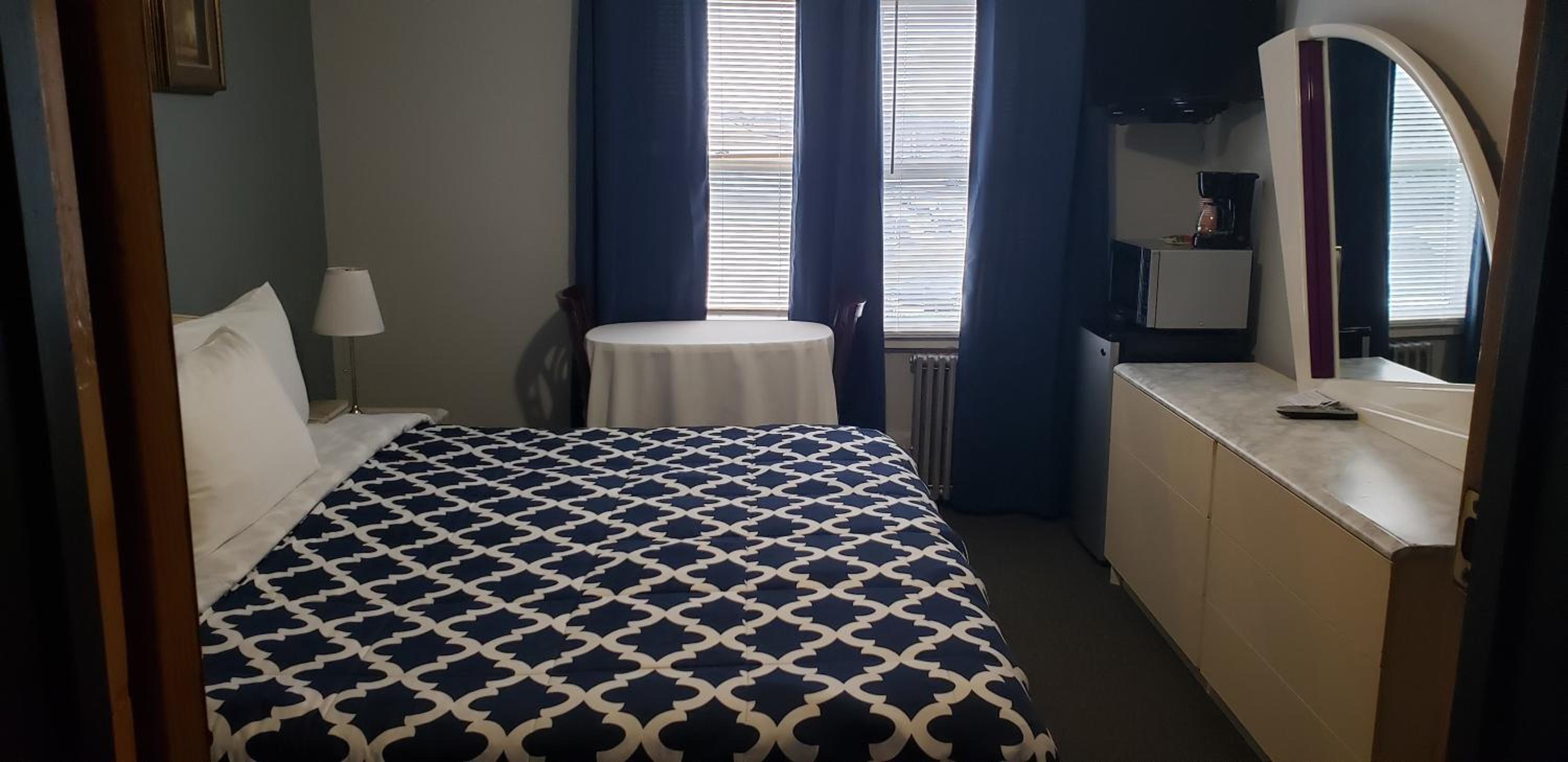 Jones Beach Hotel - Property Image 10