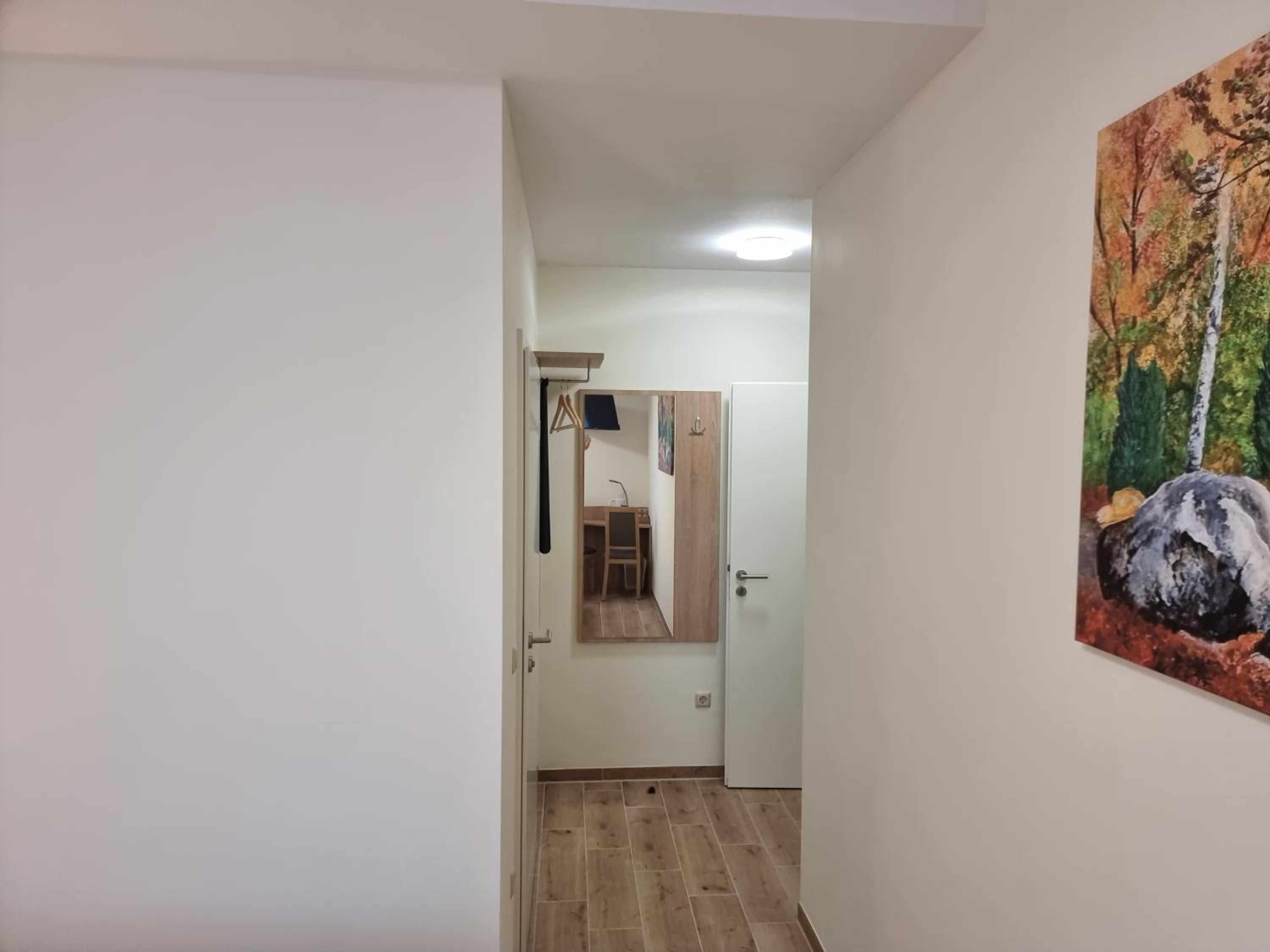 Photo 38