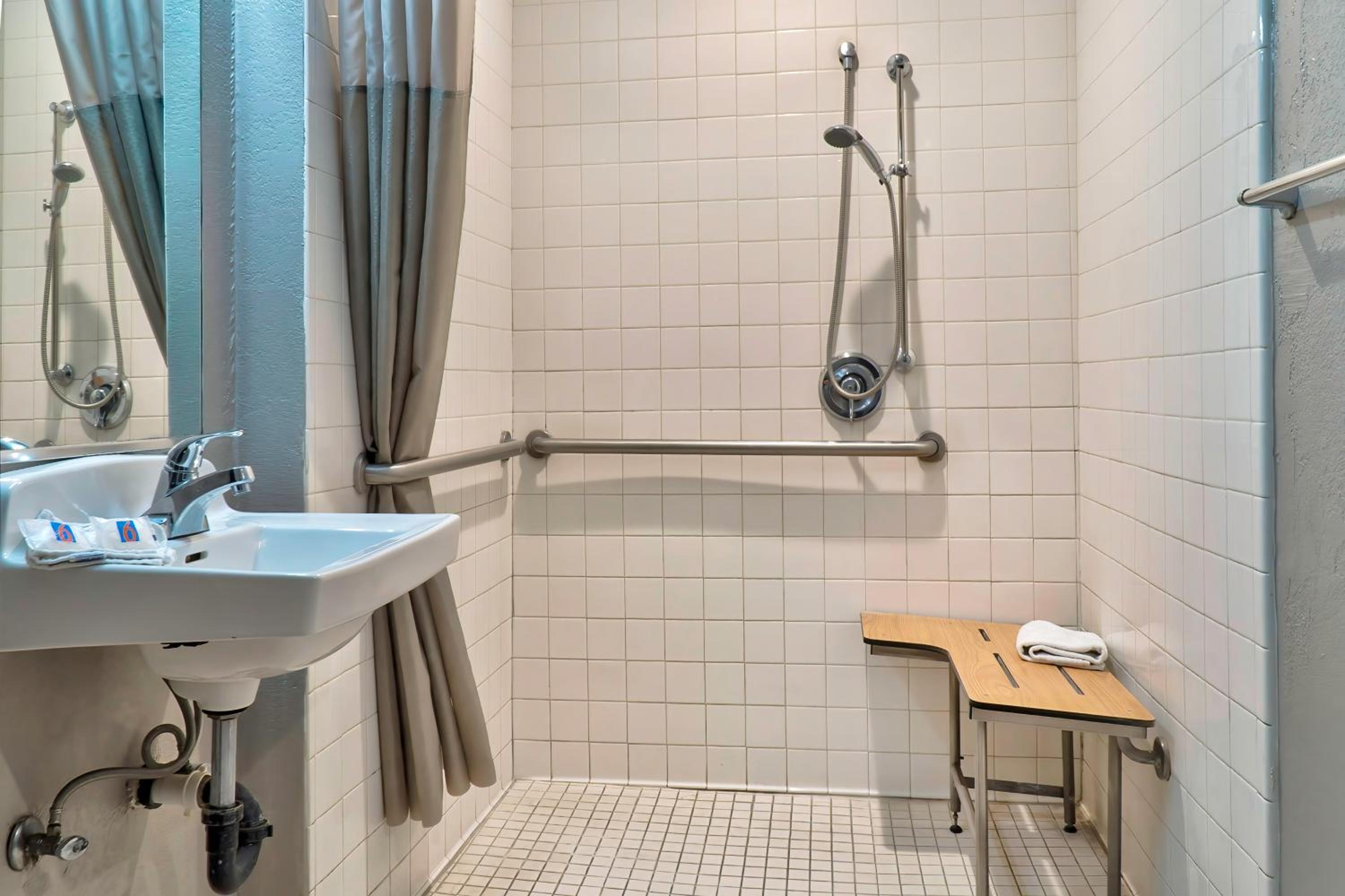 Motel 6-El Monte, CA - Los Angeles